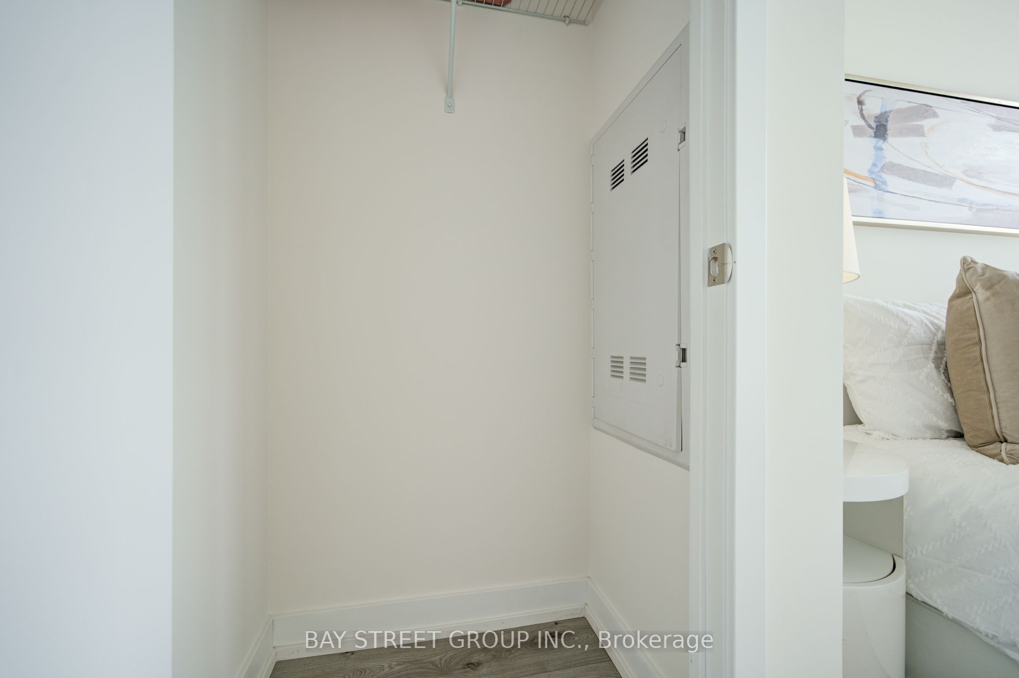 161 Roehampton Avenue 3303 Property Photo 26
