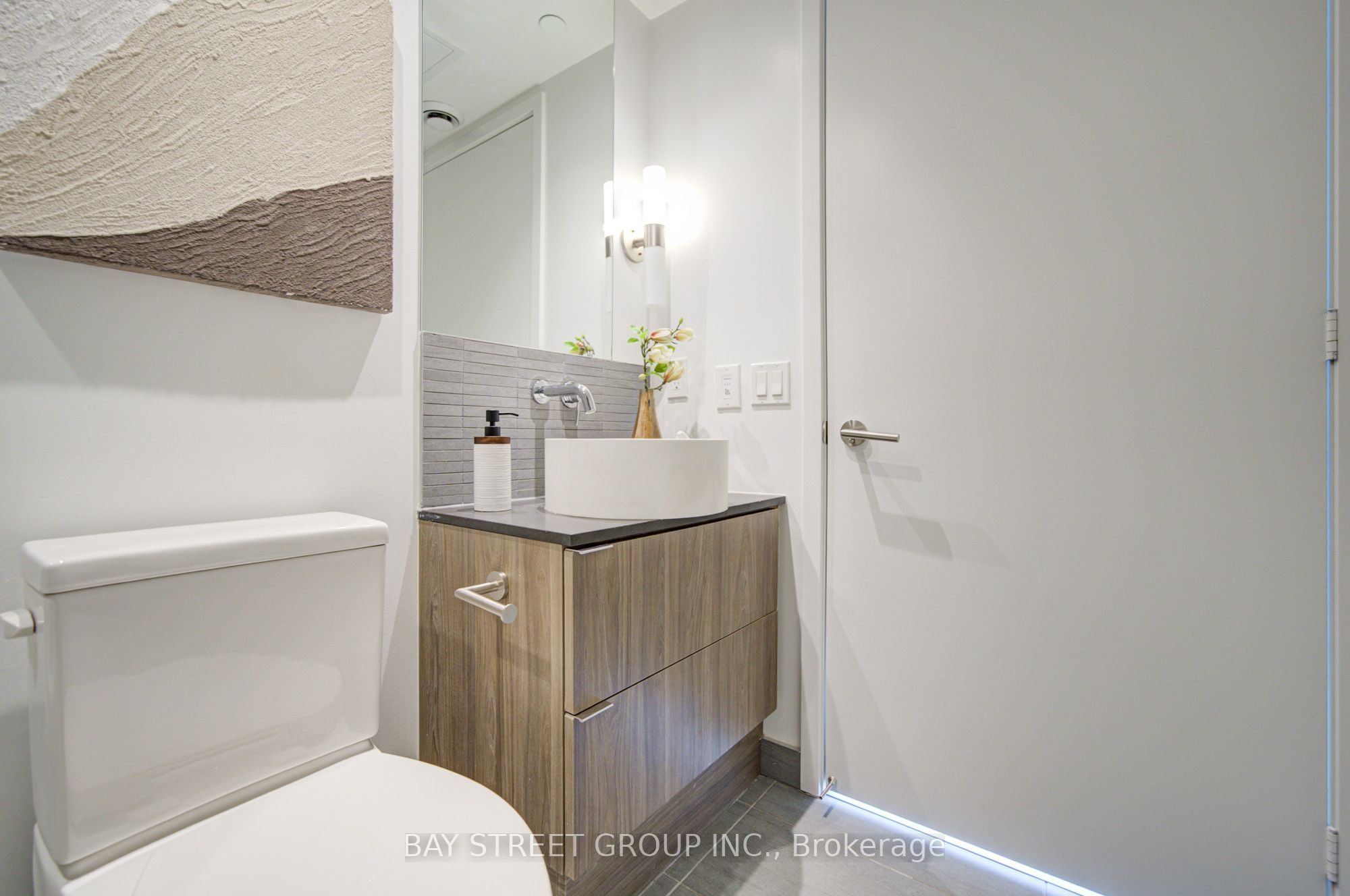 161 Roehampton Avenue 3303 Property Photo 28