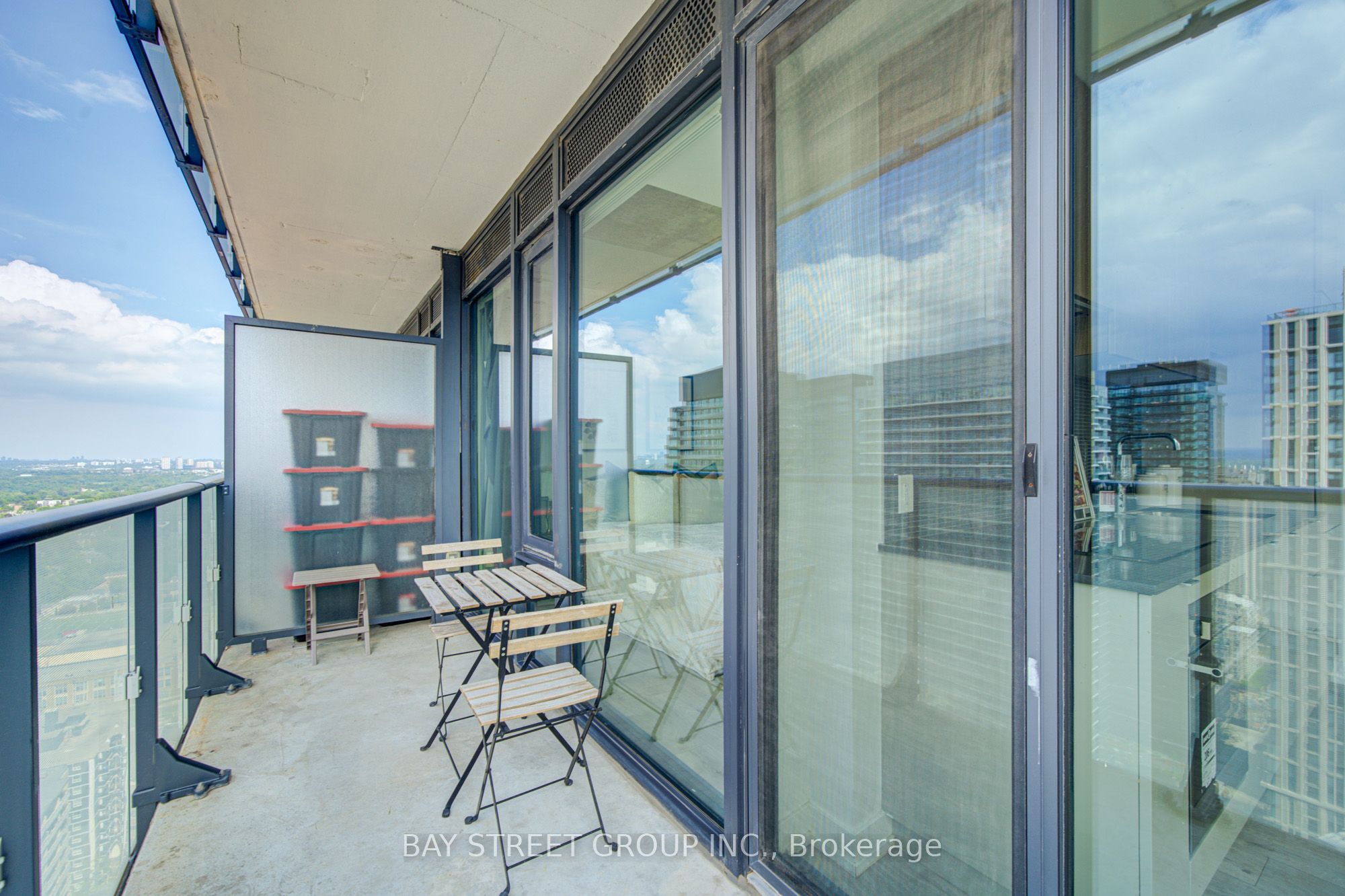 161 Roehampton Avenue 3303 Property Photo 35