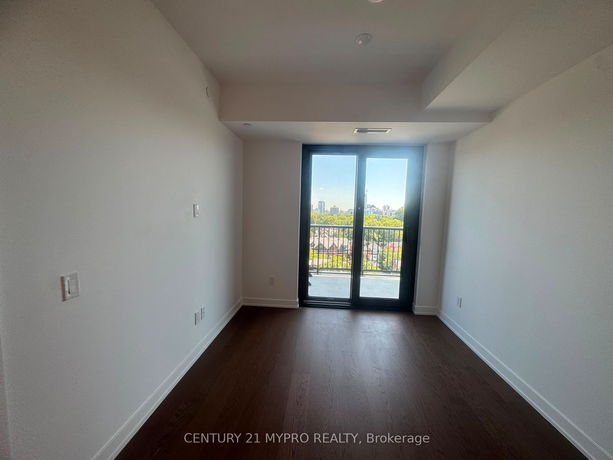 89 Montclair Avenue 1619 Property Photo 5