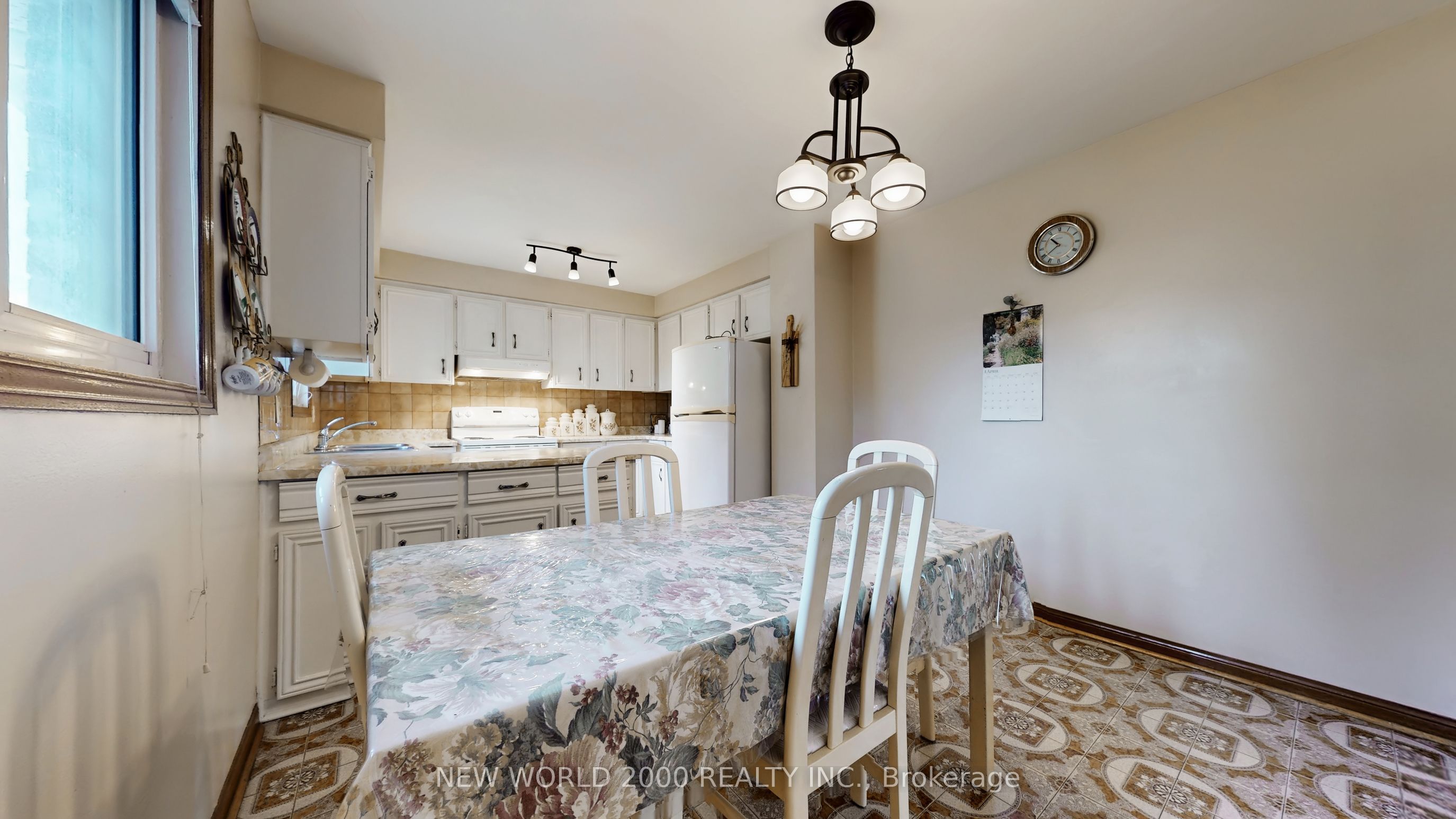 17 Squirewood Road Property Photo 17