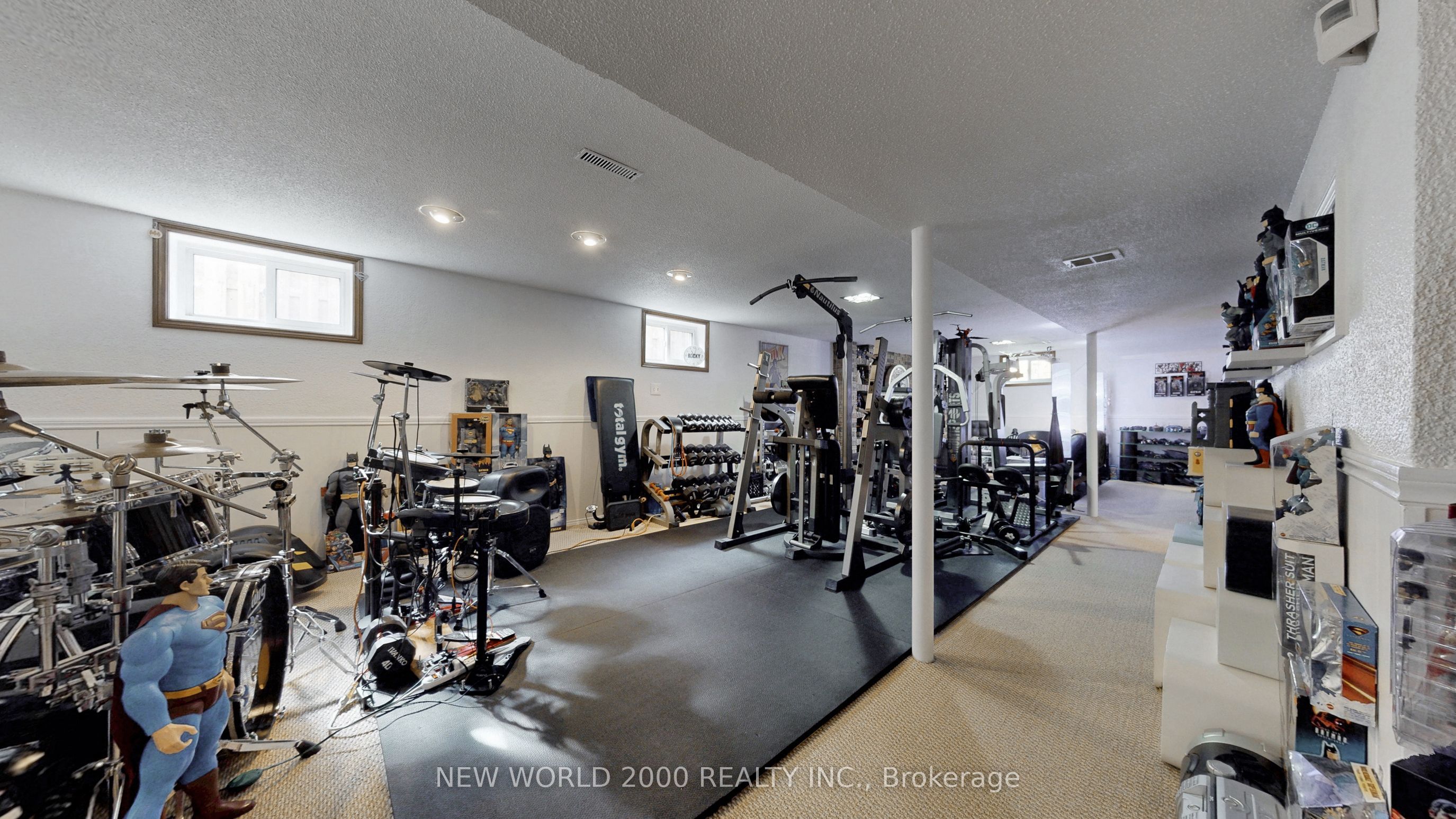 17 Squirewood Road Property Photo 29