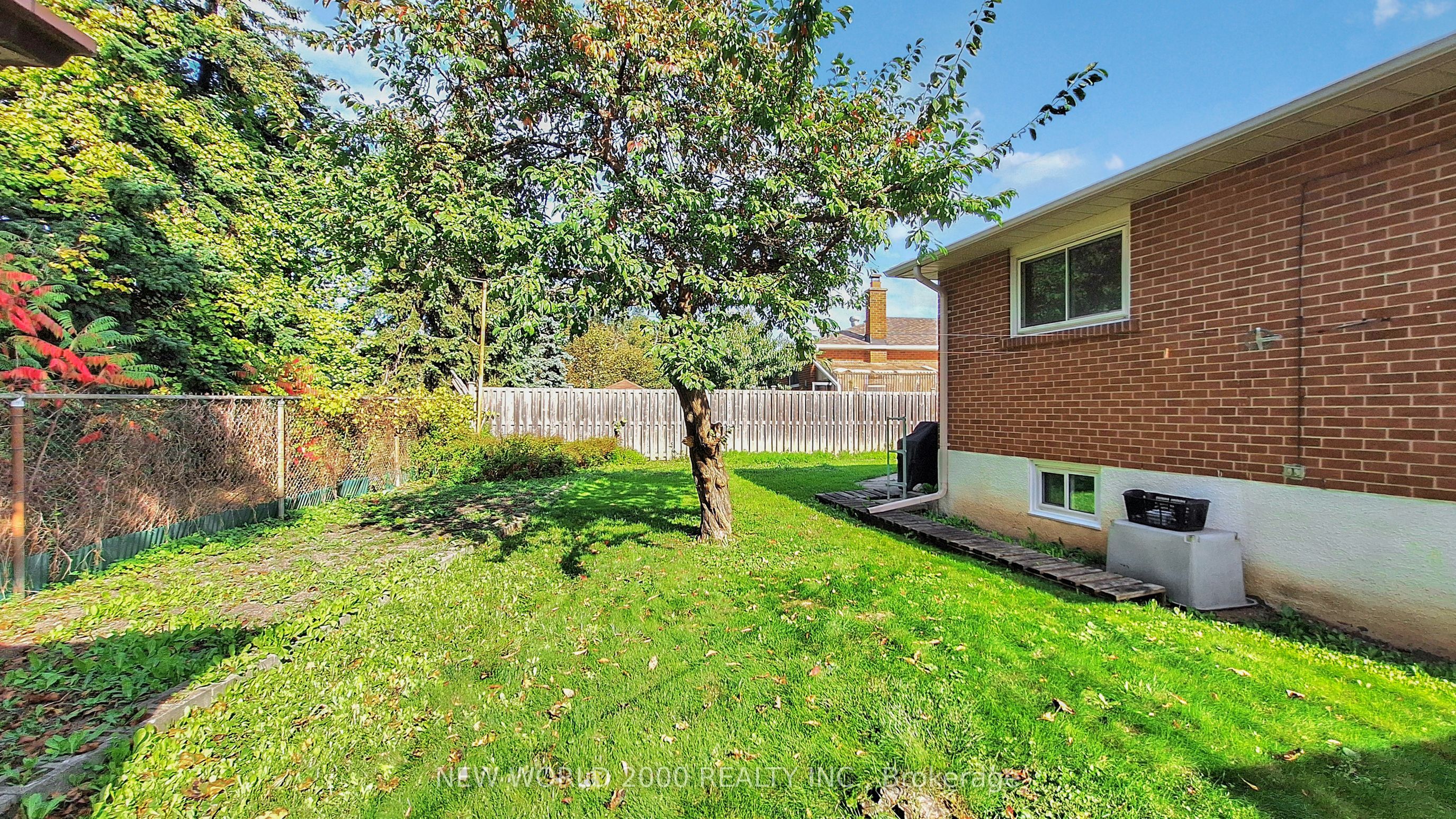 17 Squirewood Road Property Photo 37