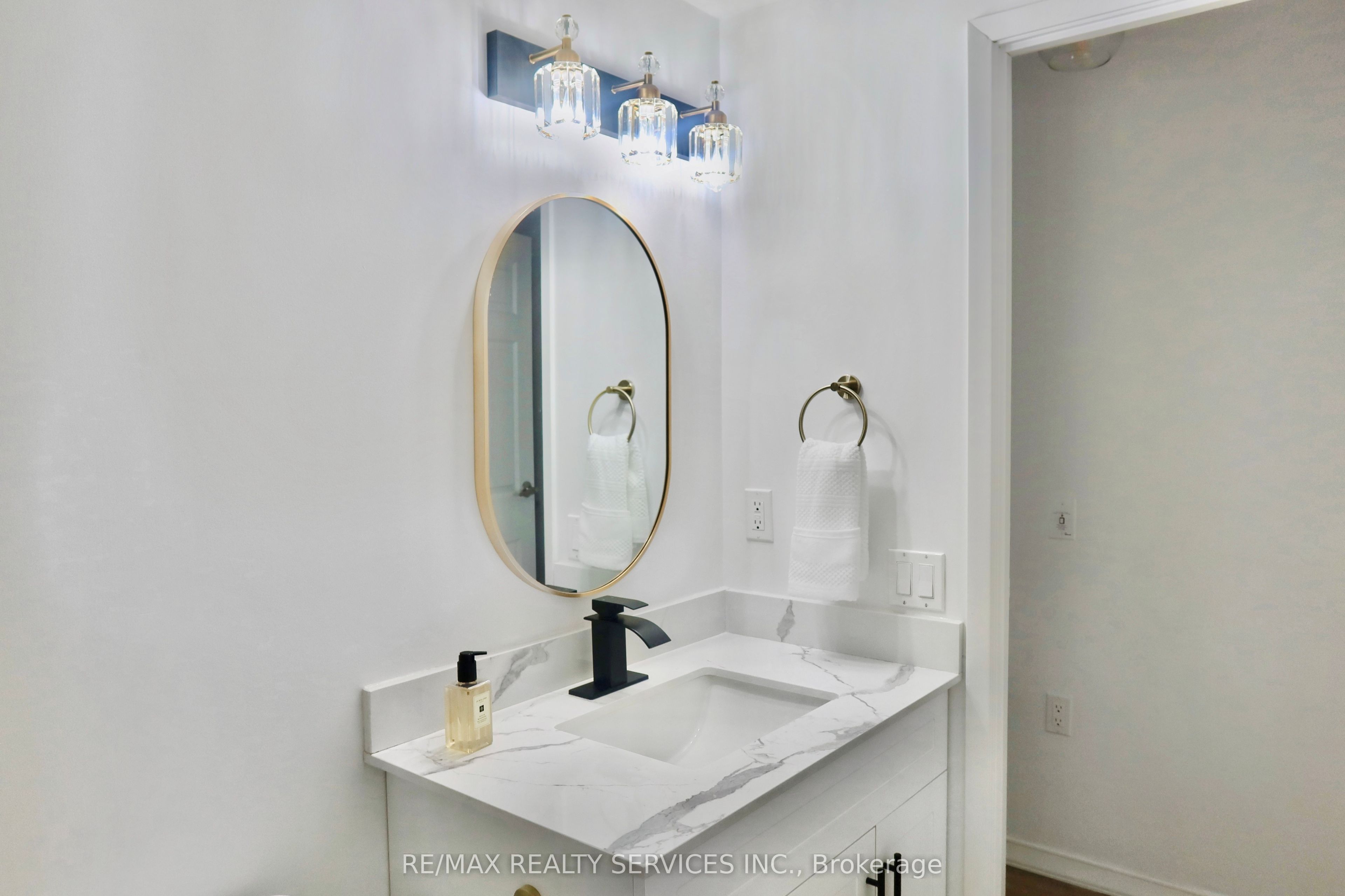 15 Maplewood Avenue 310 Property Photo 11