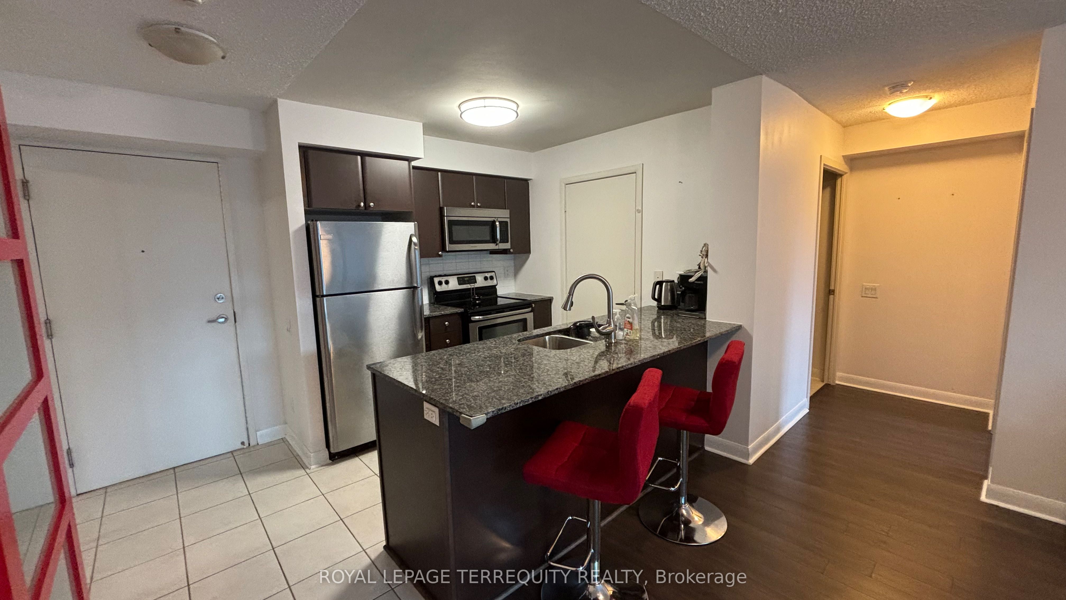 525 Wilson Avenue 835 Property Photo 3