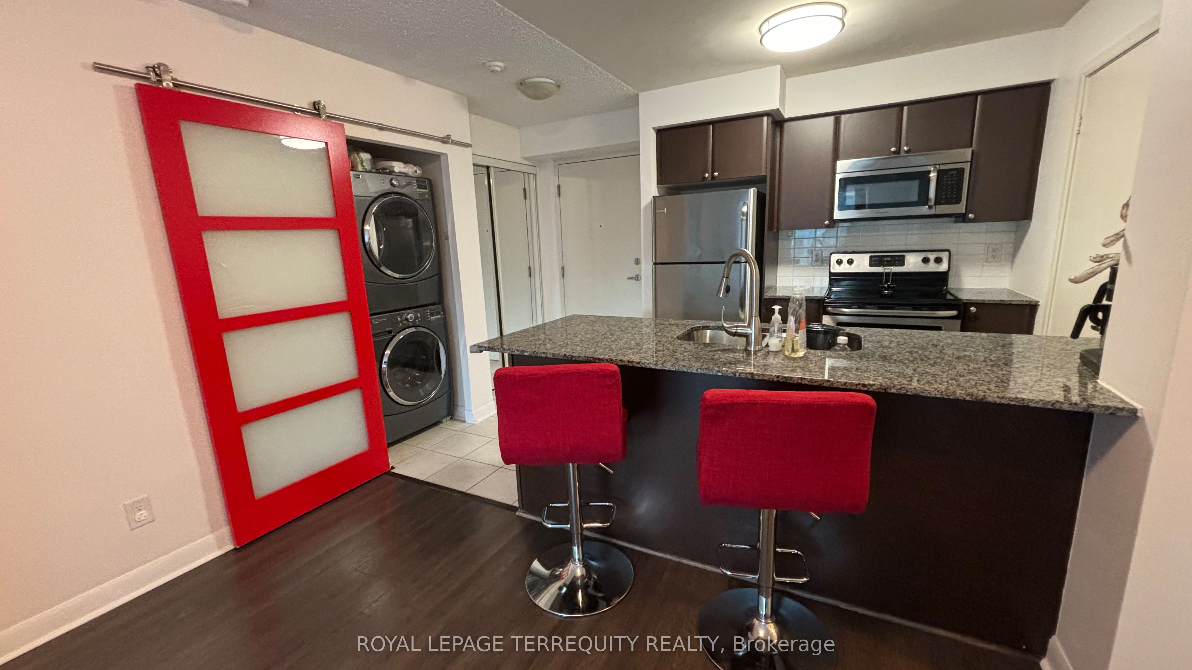 525 Wilson Avenue 835 Property Photo 5
