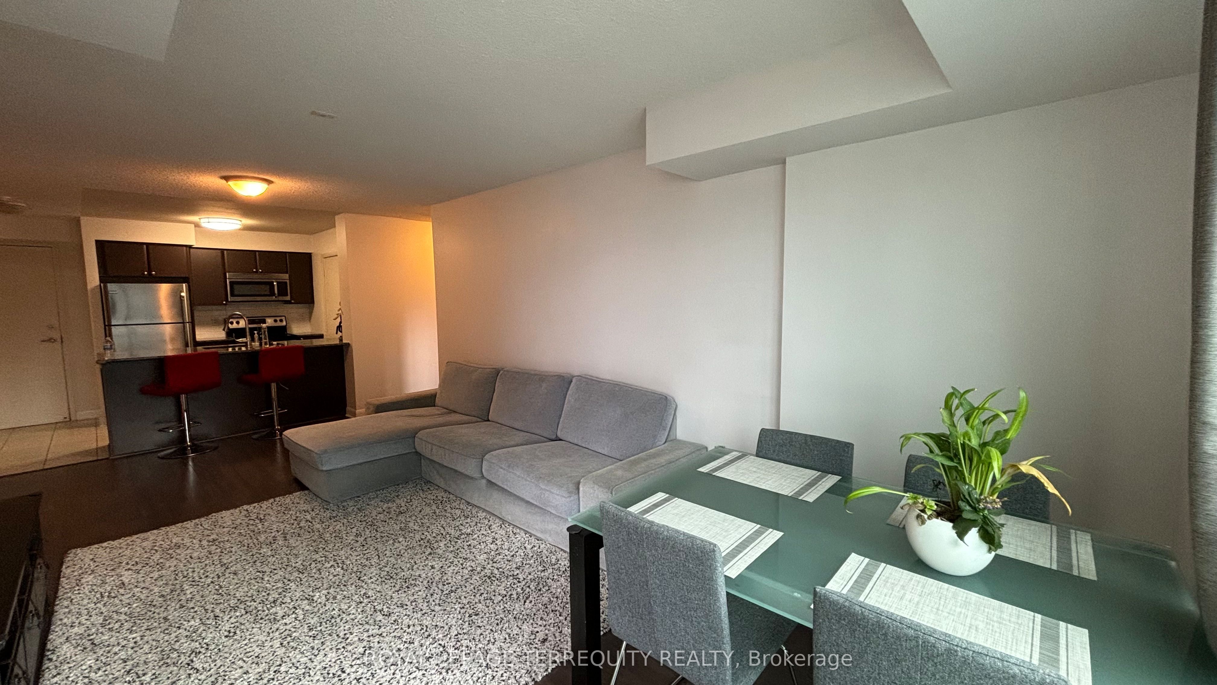 525 Wilson Avenue 835 Property Photo 9