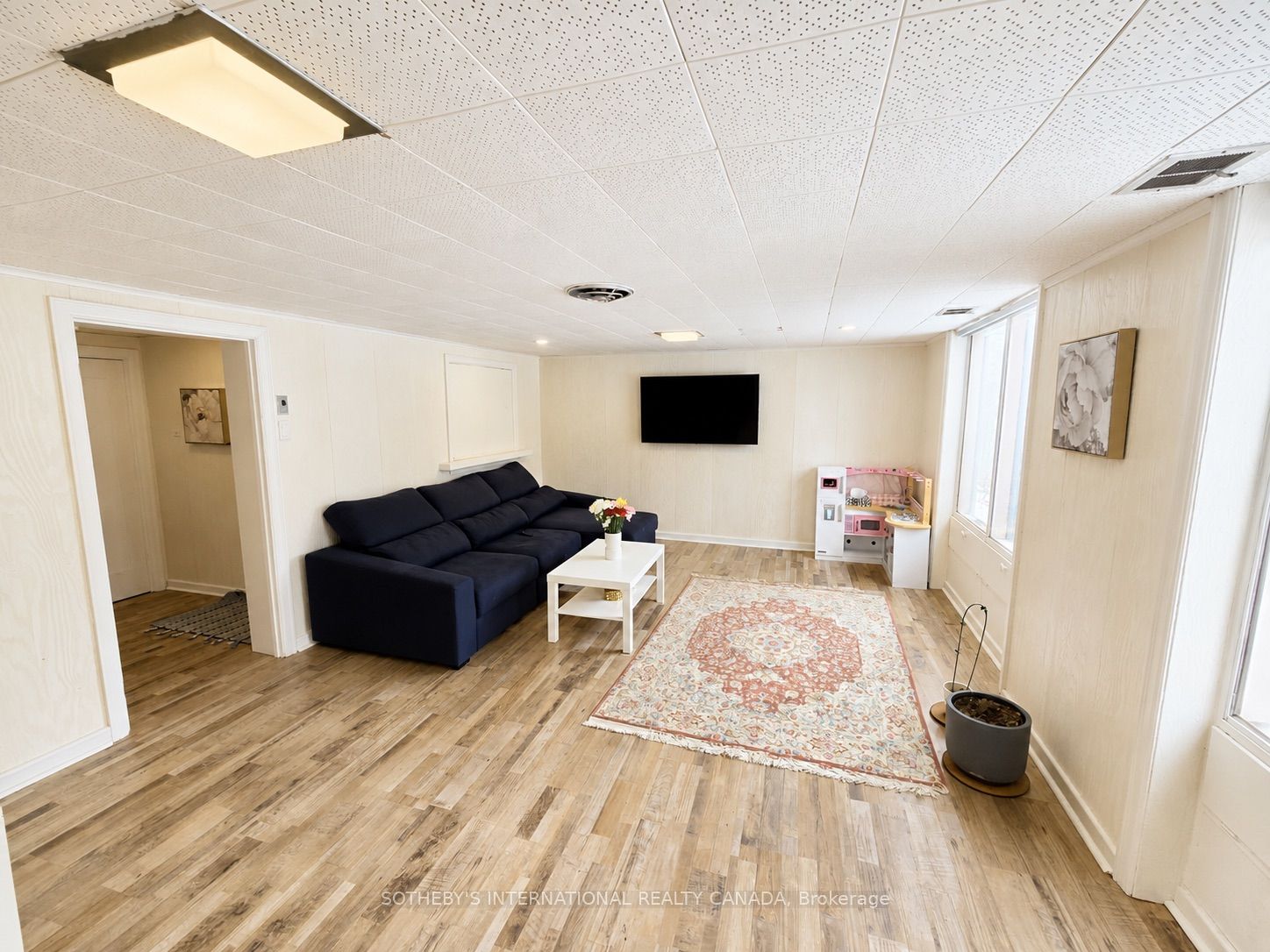 10 Ternhill Crescent Property Photo 12