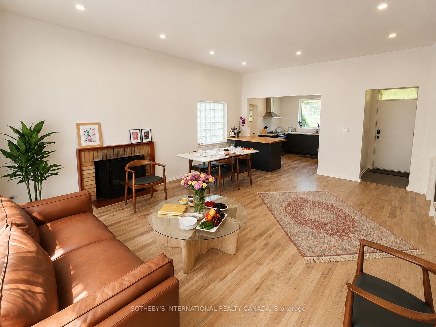 10 Ternhill Crescent Property Photo 3