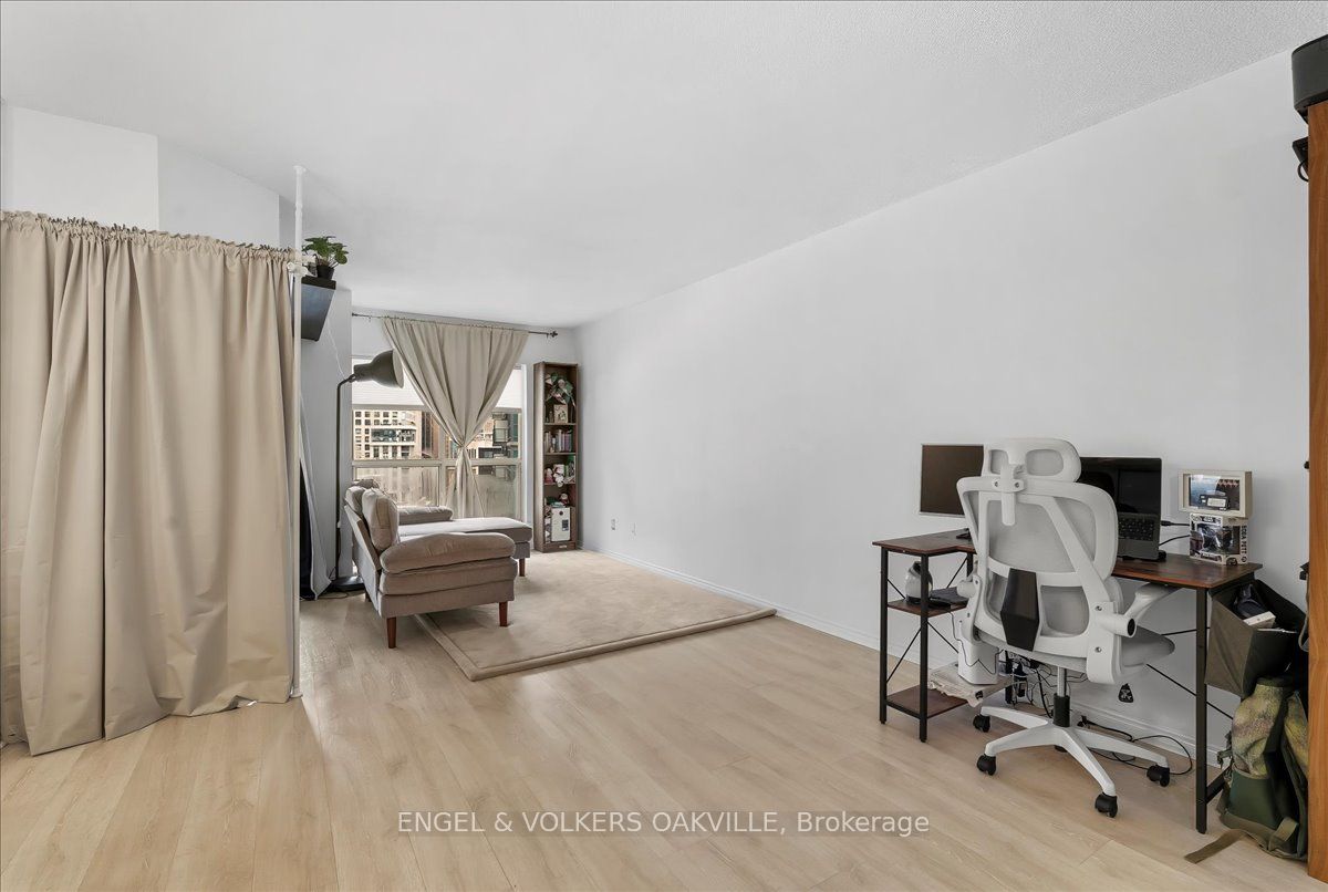 25 The Esplanade 1811 Property Photo 13