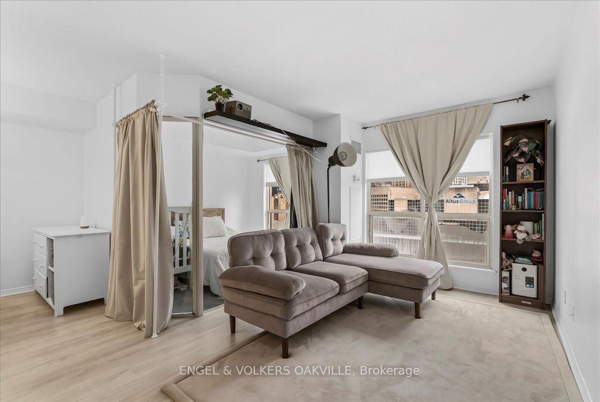 25 The Esplanade 1811 Property Photo 15