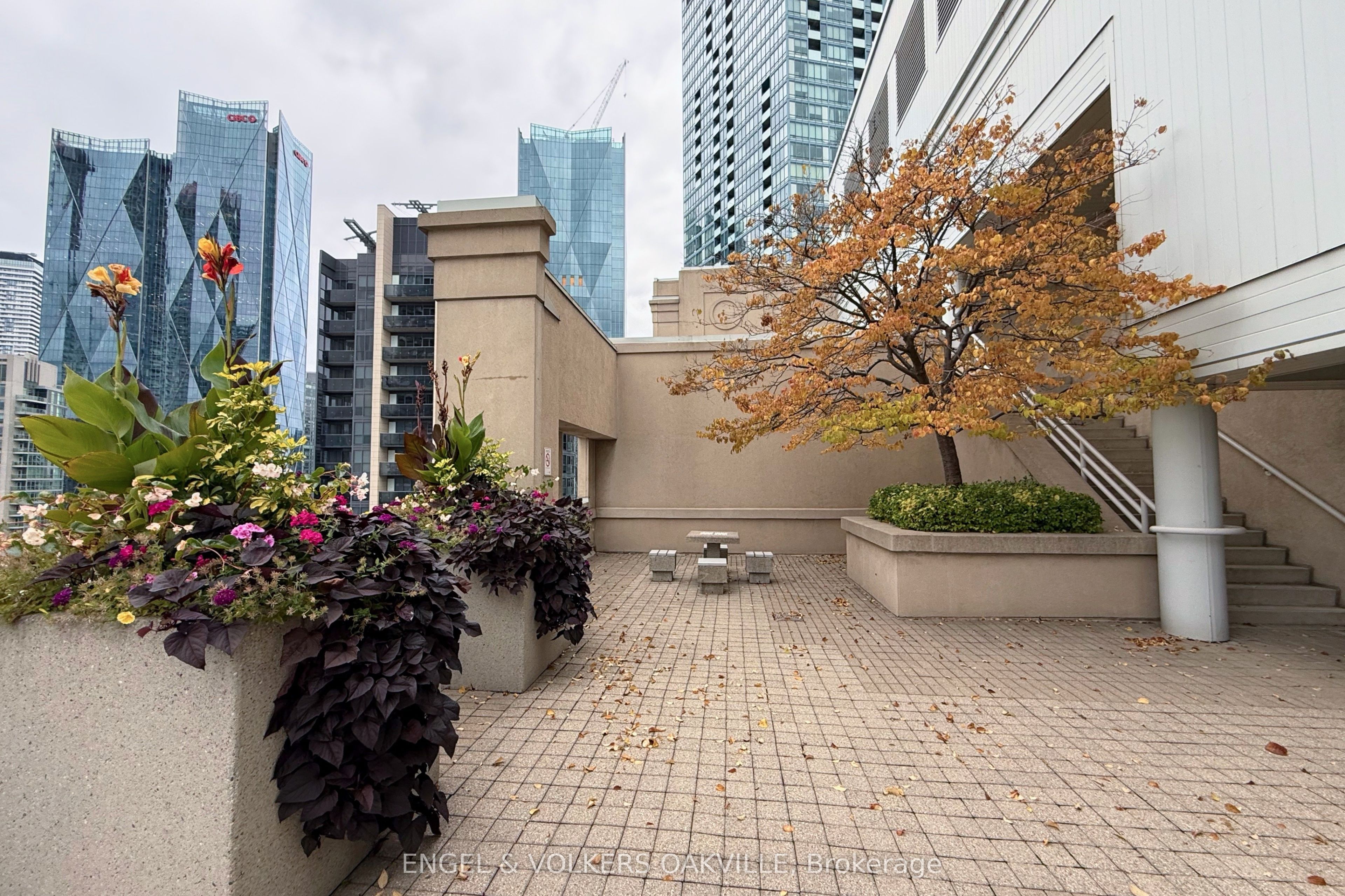 25 The Esplanade 1811 Property Photo 31