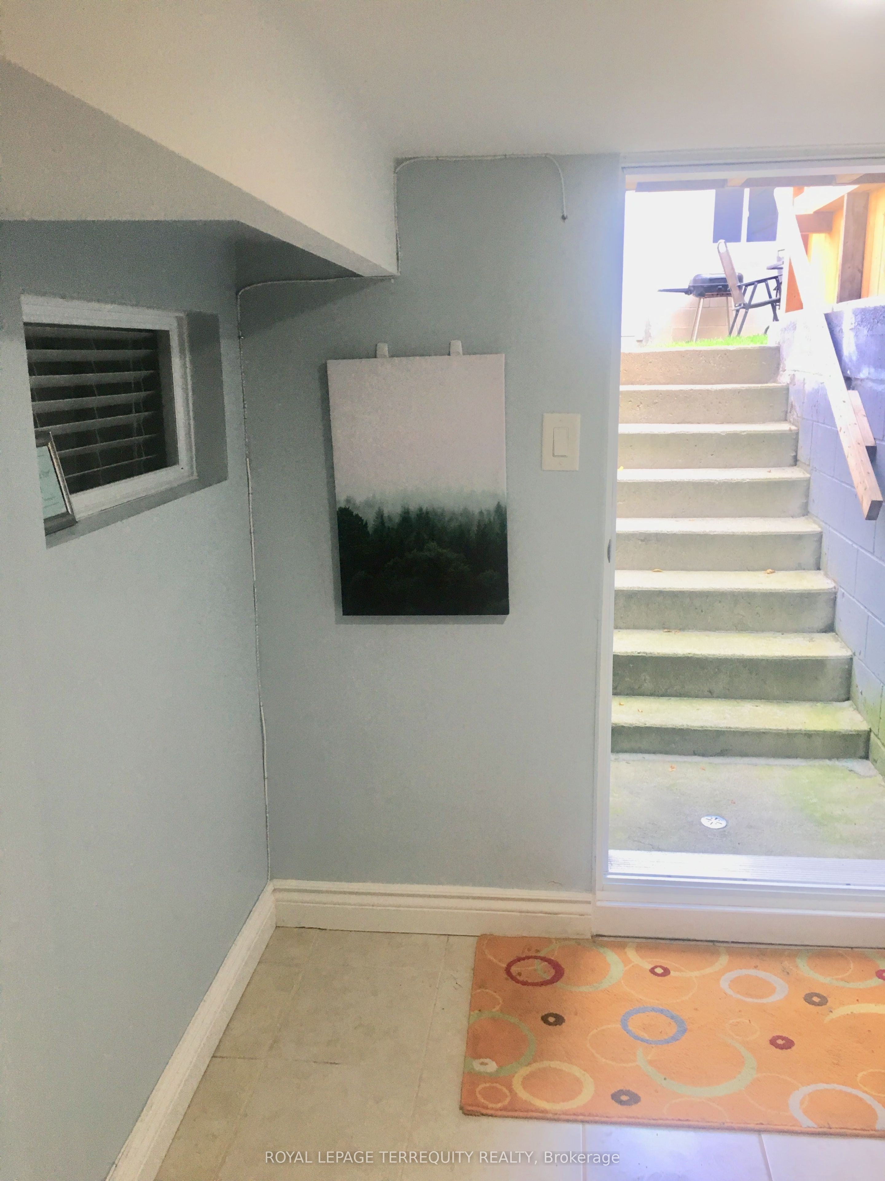 305 Margueretta Street Lower Unit Property Photo 3