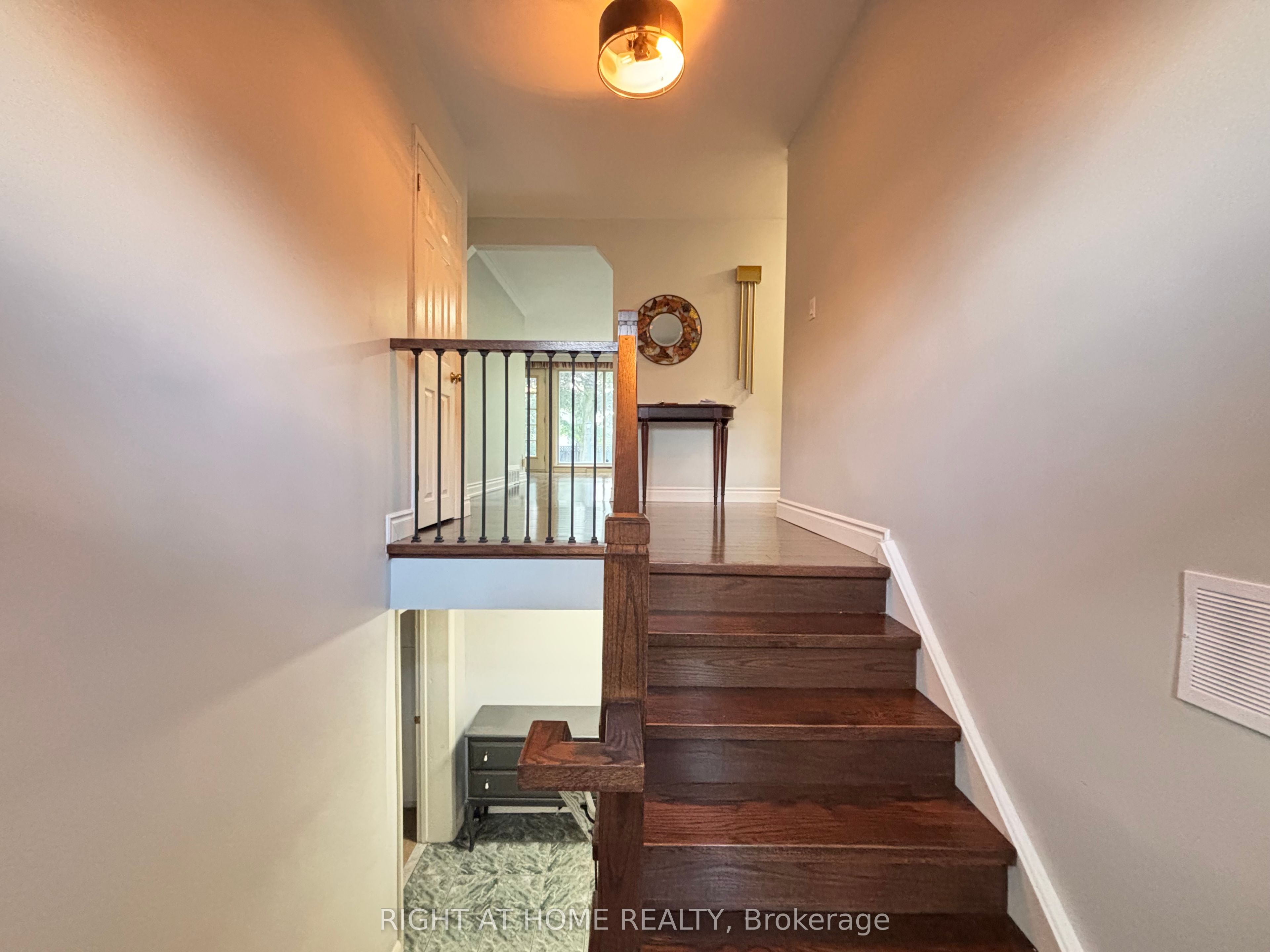 220 Newton Drive Property Photo 2