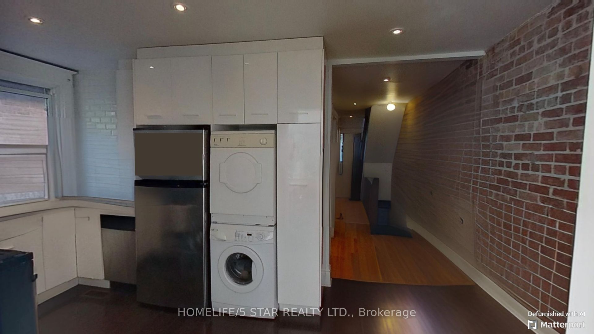 21 Rusholme Park Crescent Apt 2 Property Photo 2