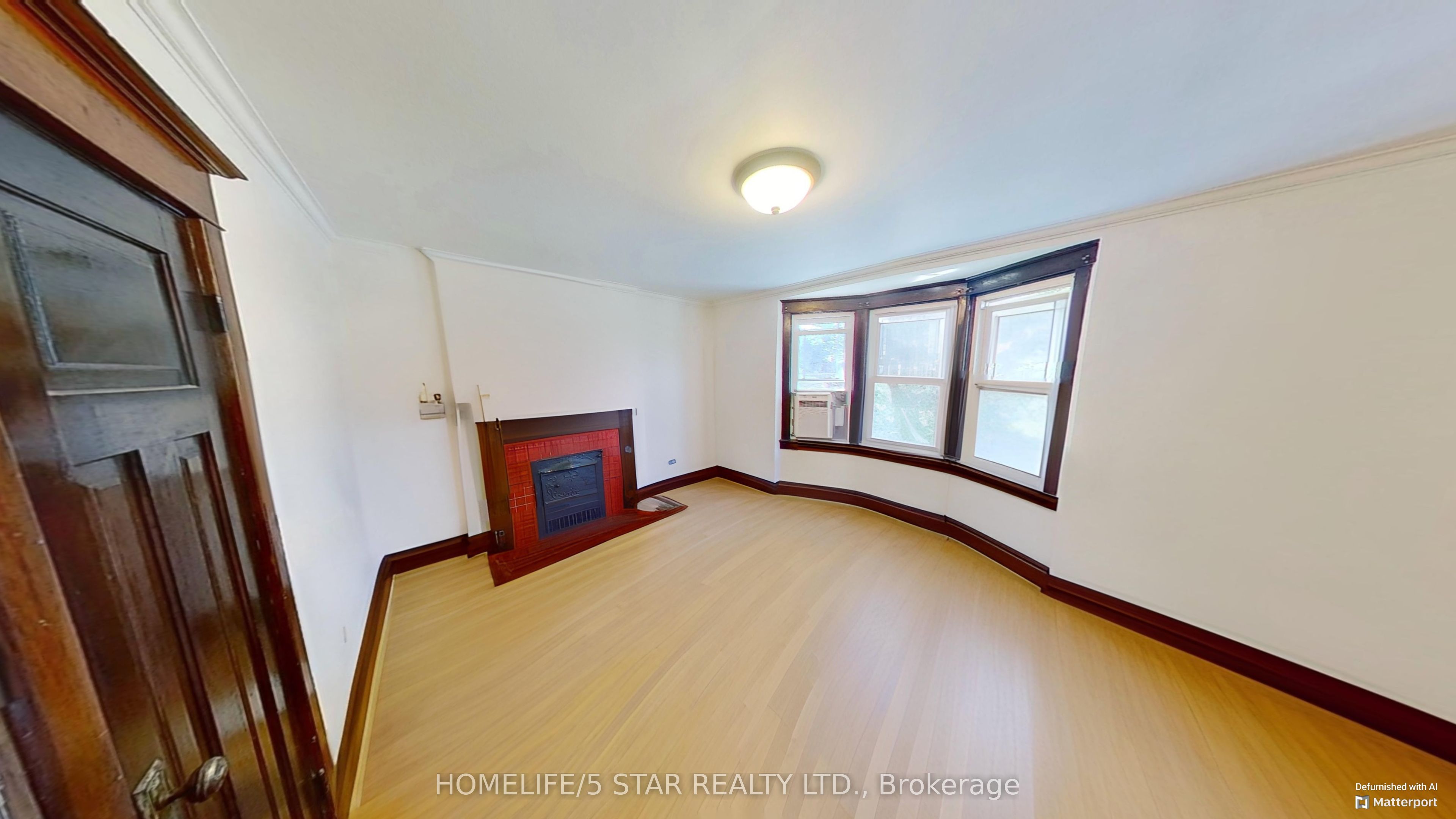 21 Rusholme Park Crescent Apt 2 Property Photo 7
