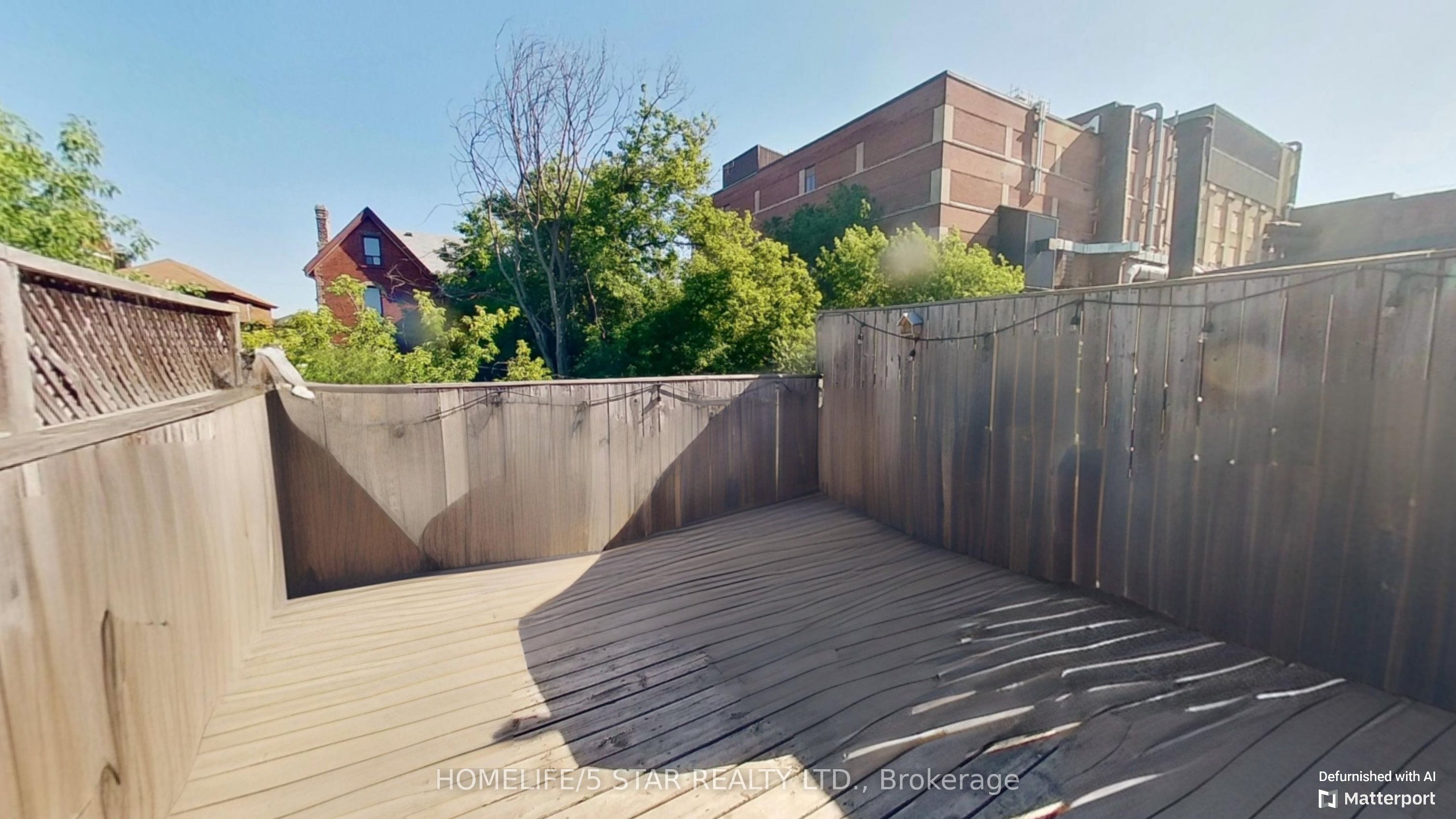 21 Rusholme Park Crescent Apt 2 Property Photo 16