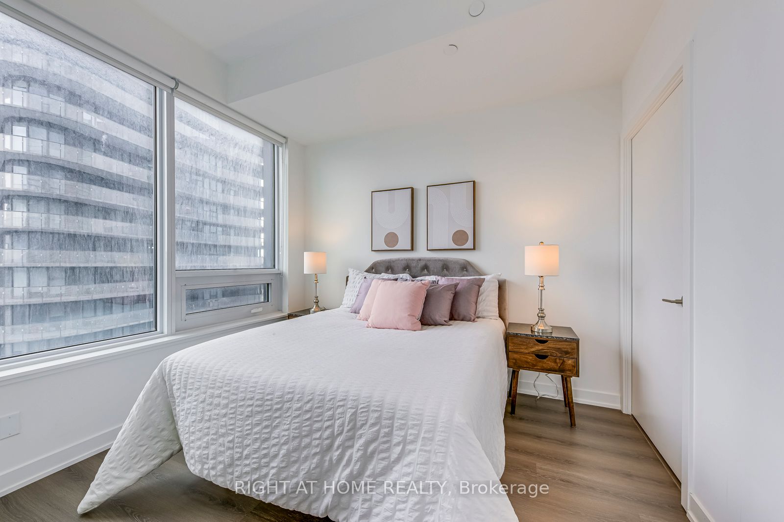 8 Wellesley Street W 3112 Property Photo 19