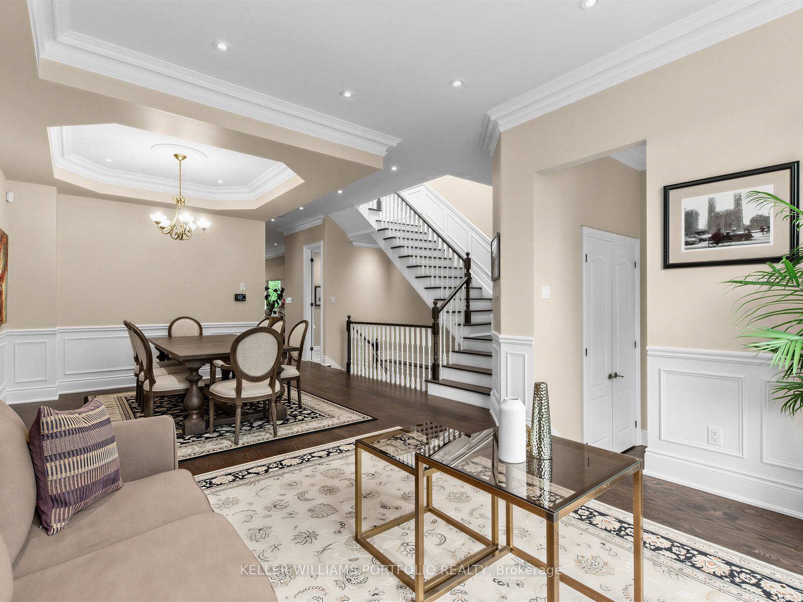 21 Albertus Avenue Property Photo 6