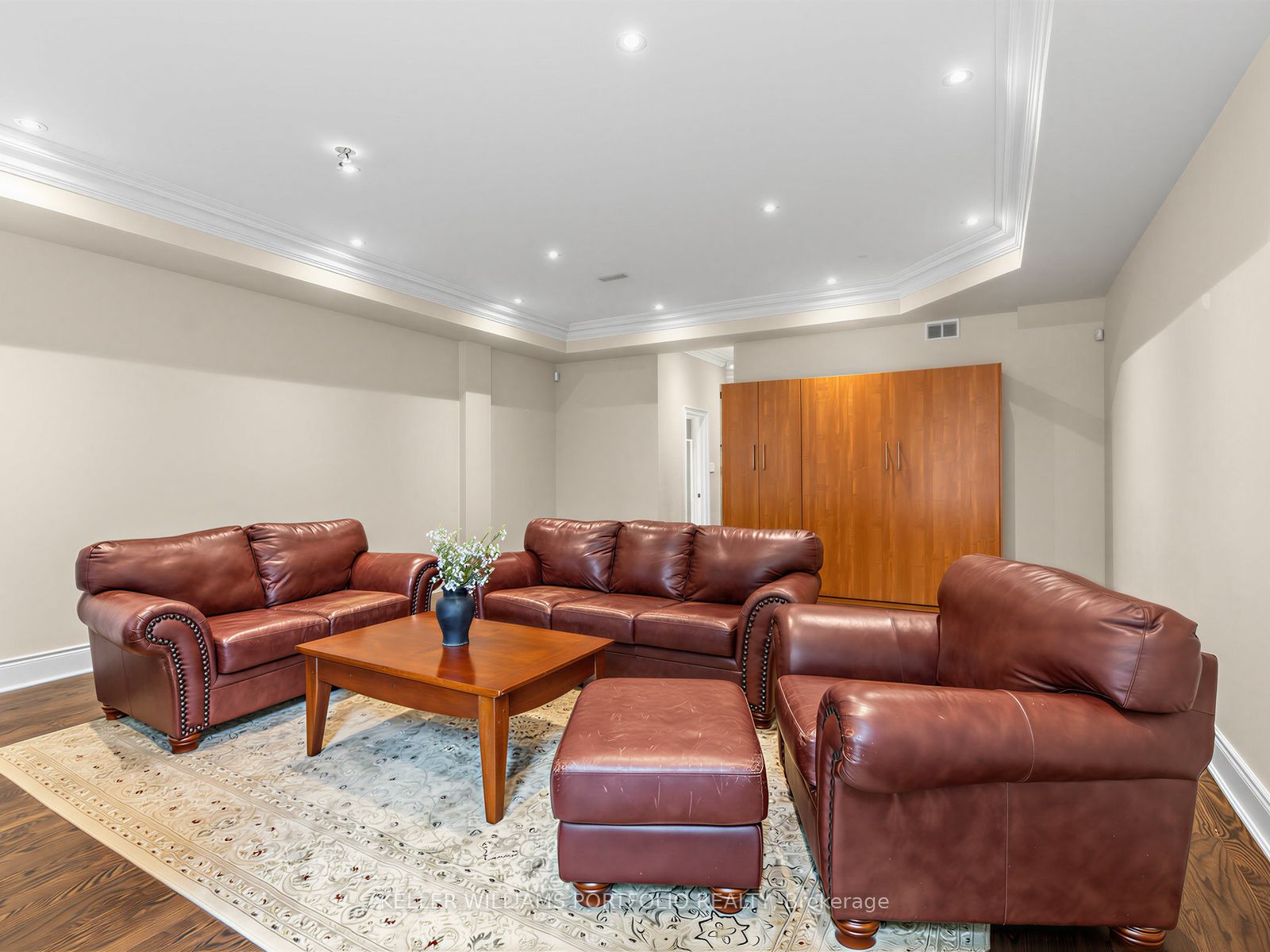 21 Albertus Avenue Property Photo 35
