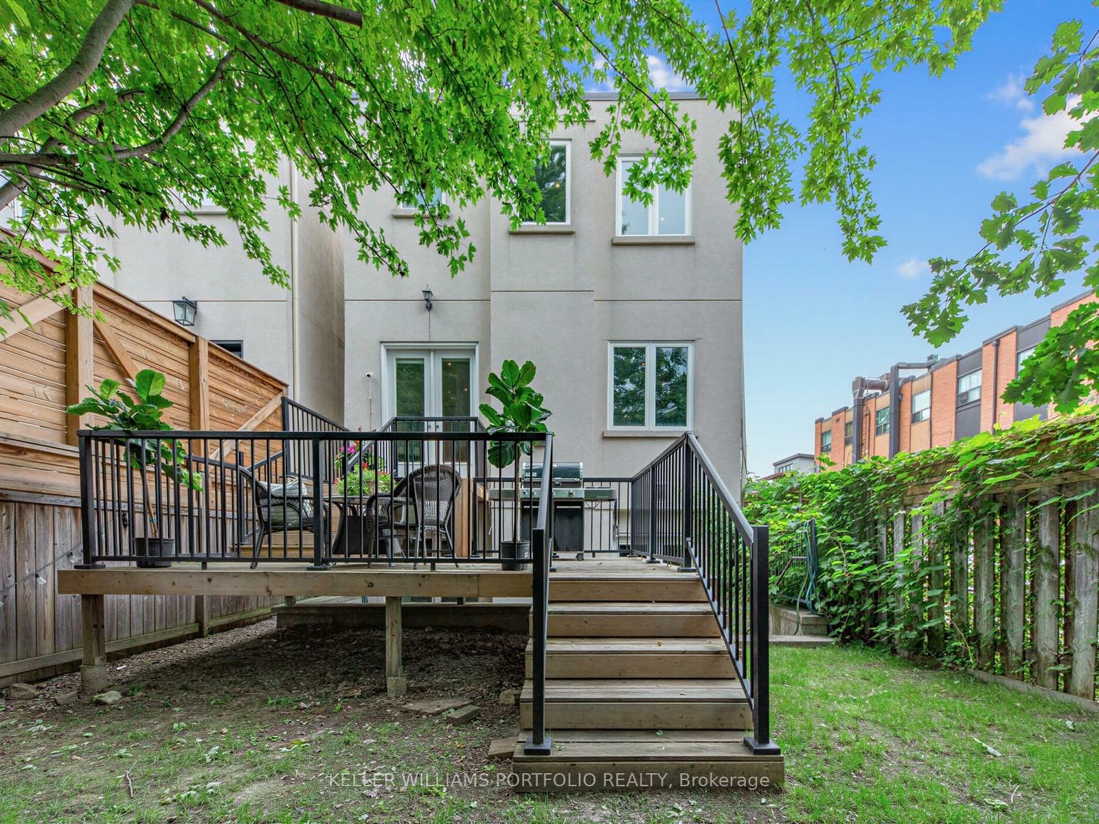 21 Albertus Avenue Property Photo 39