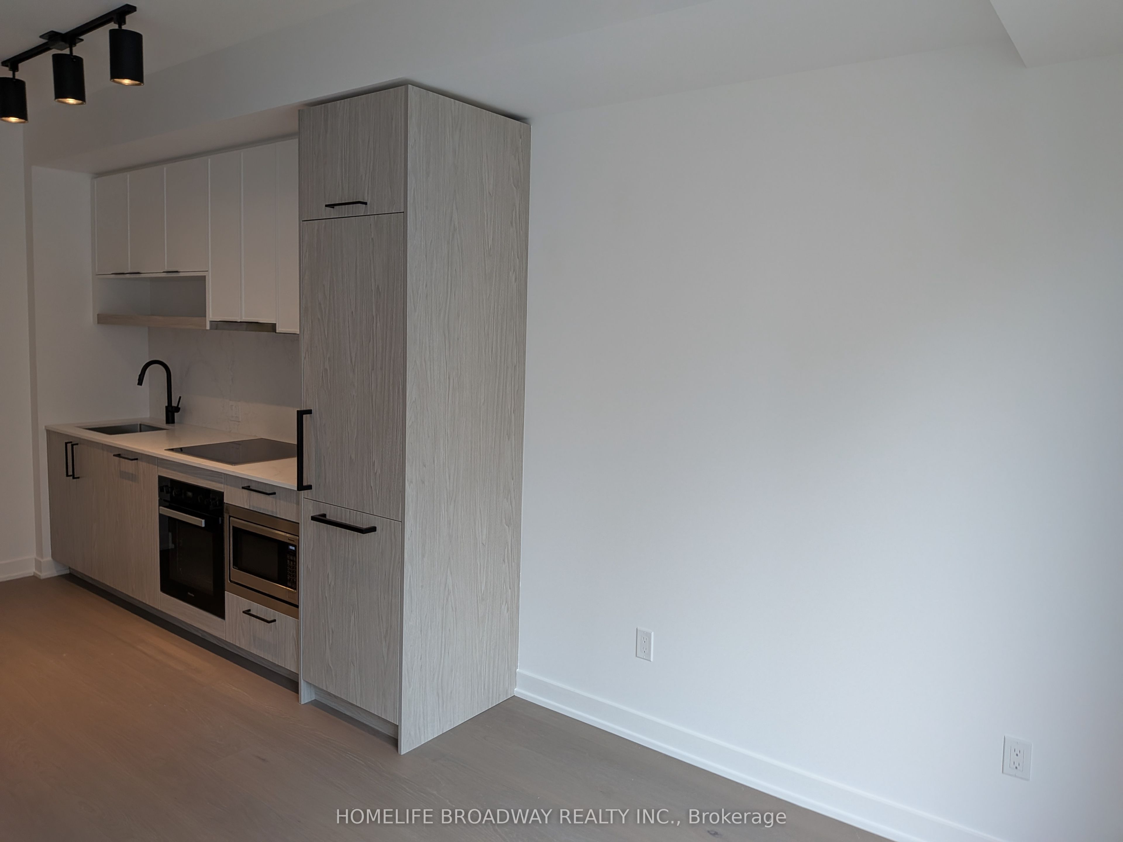 89 Montclair Avenue 1822 Property Photo 6