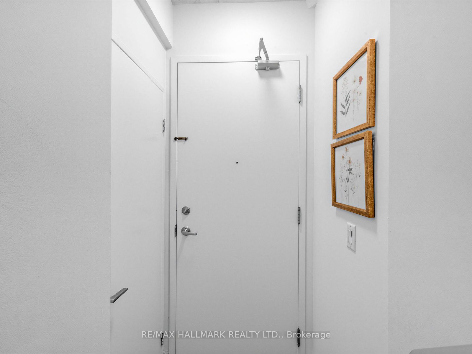 333 Adelaide Street E 728 Property Photo 3