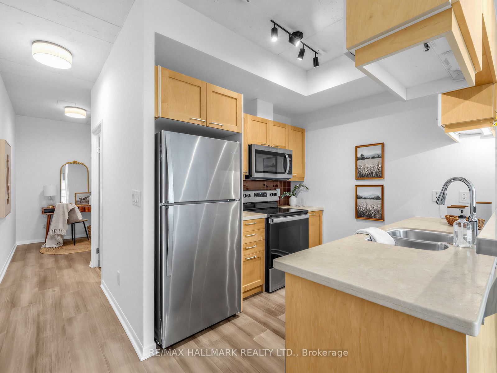 333 Adelaide Street E 728 Property Photo 18