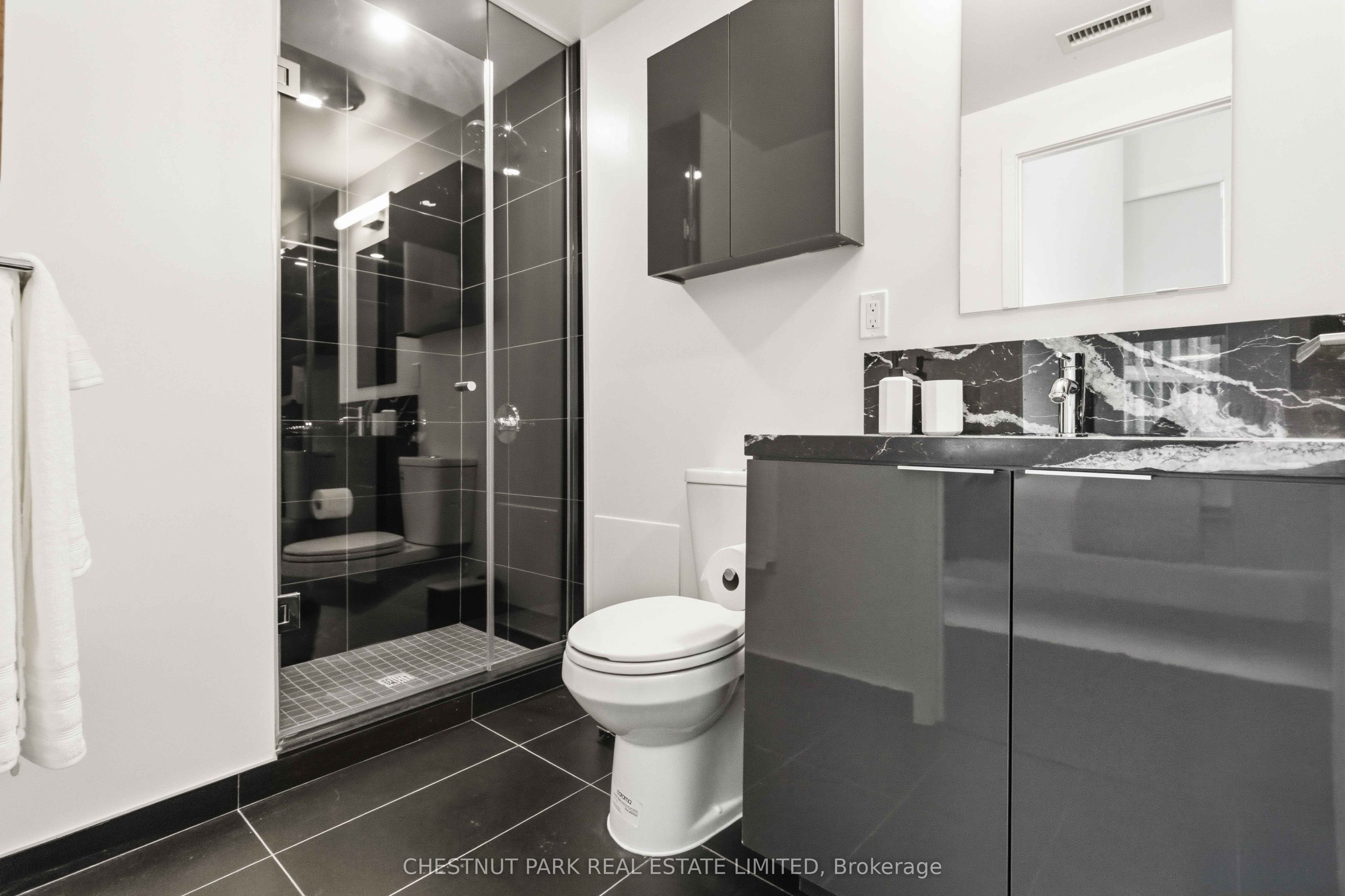 121 St Patrick Street 201 Property Photo 15