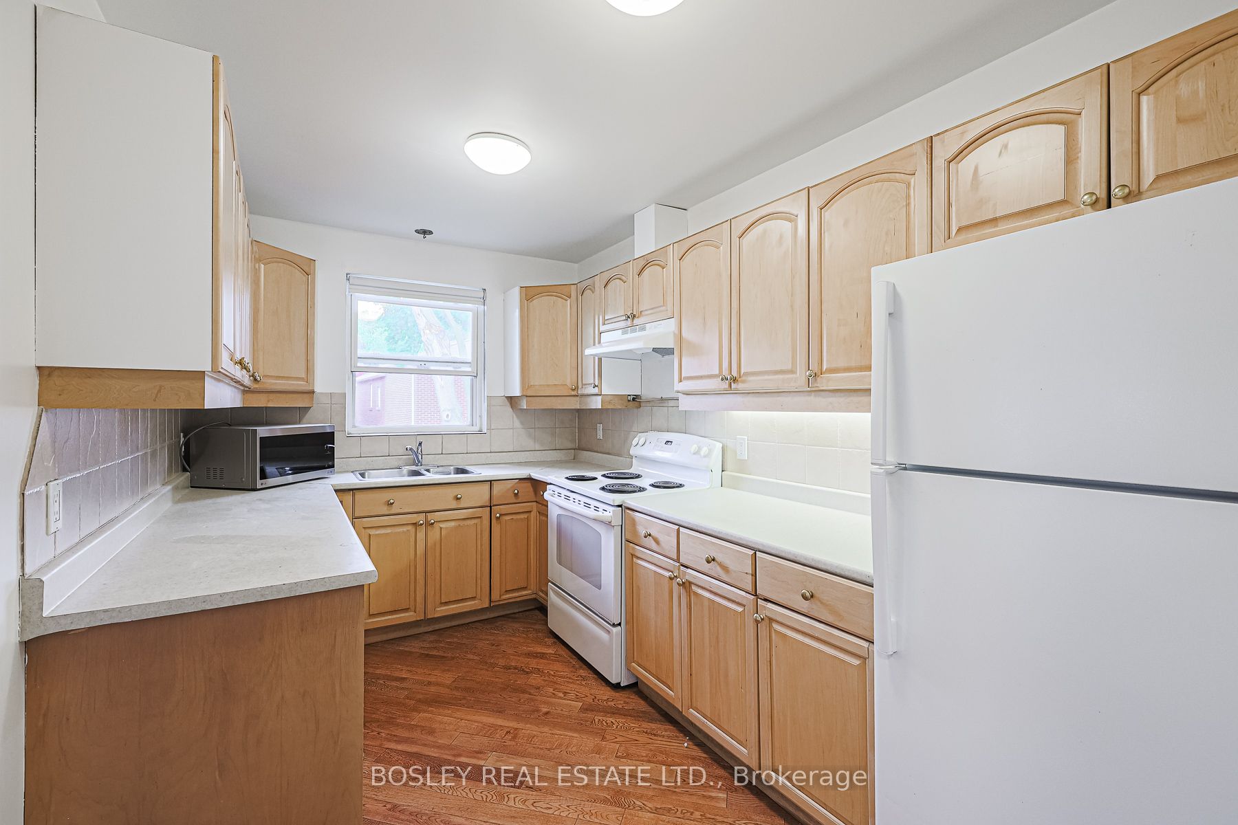 20 Markdale Avenue 3 Property Photo 17