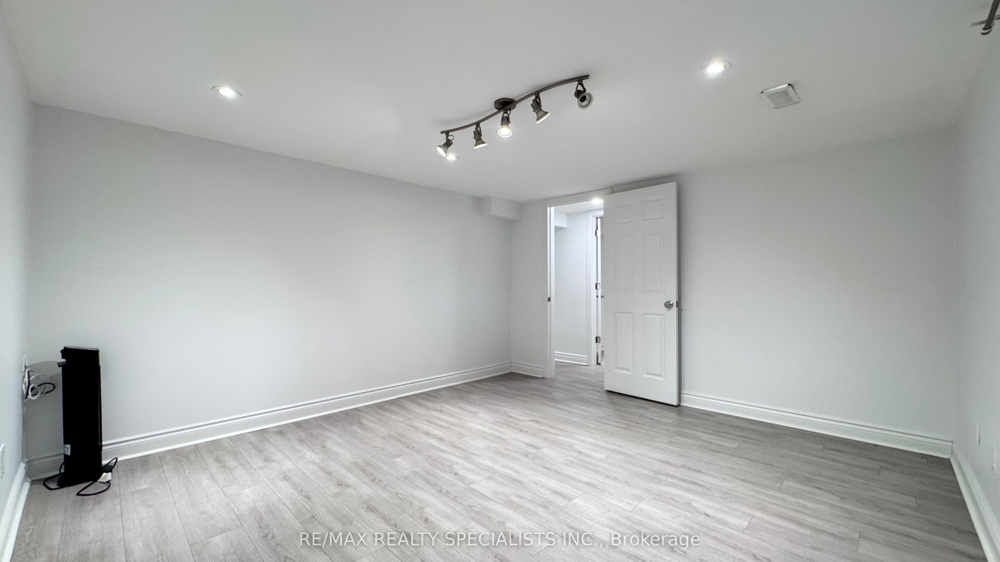 131 Searle Avenue Basement Property Photo 22
