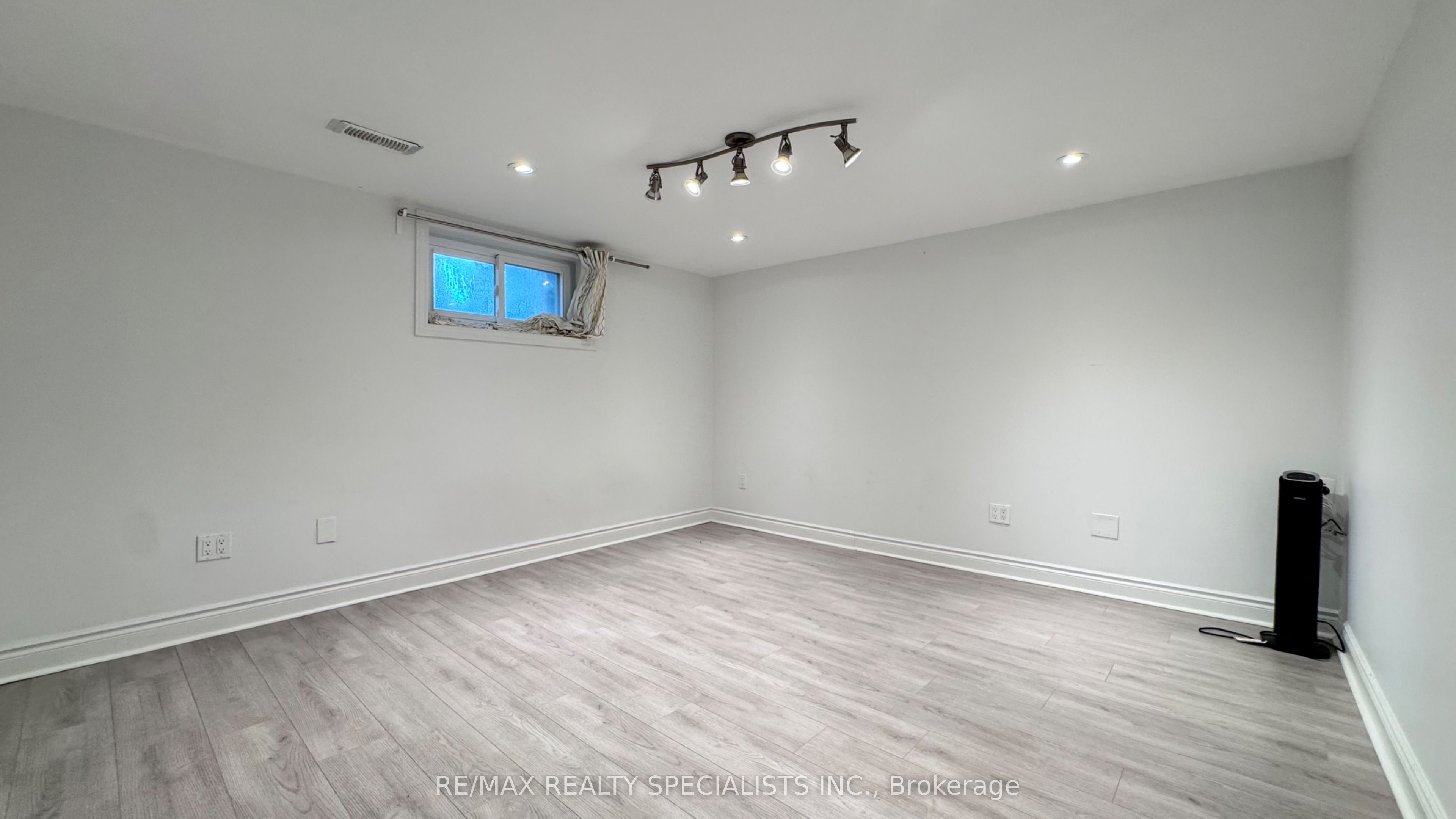 131 Searle Avenue Basement Property Photo 23