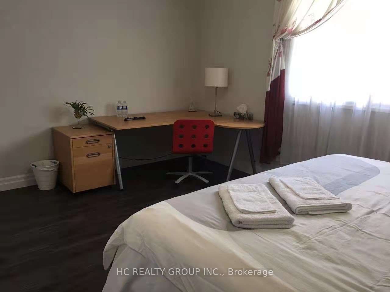 102 Peckham Avenue Upper Unit Property Photo 10