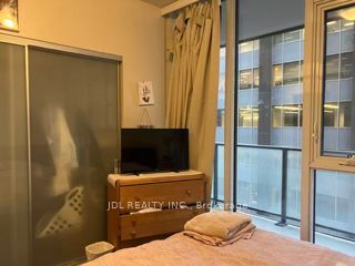 426 University Avenue 2703 Property Photo 11