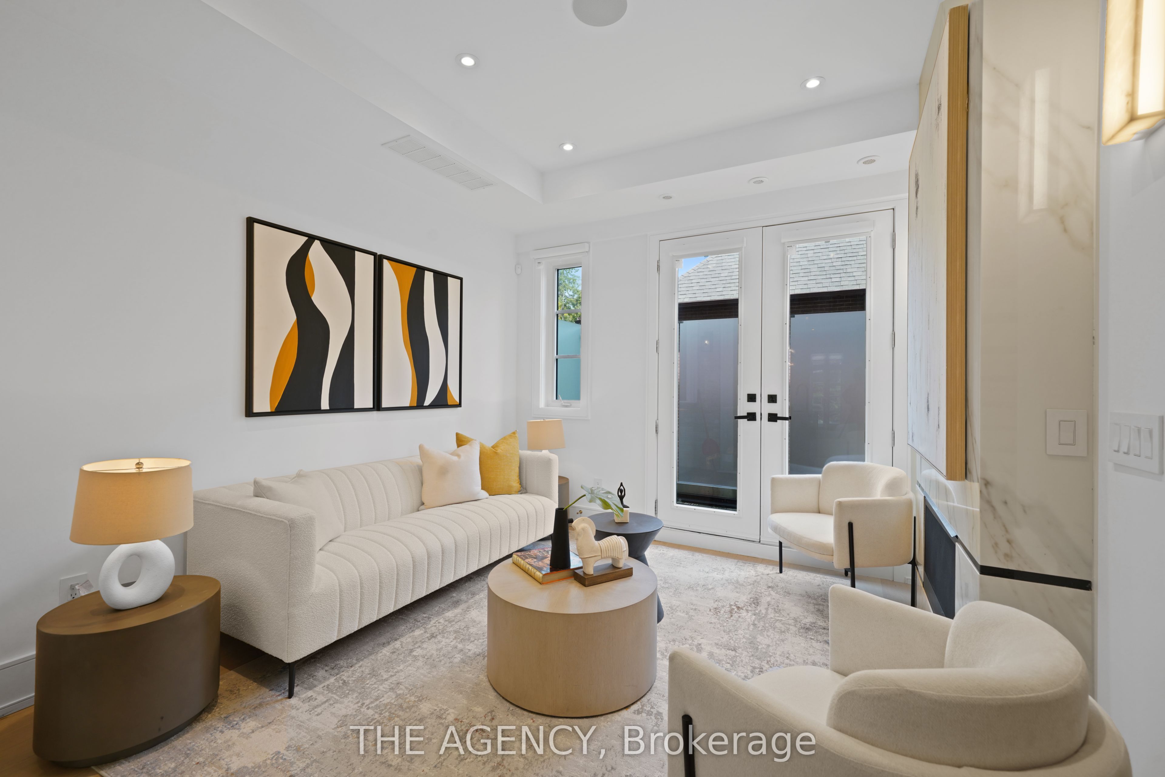 30 Hillhurst Boulevard Property Photo 8