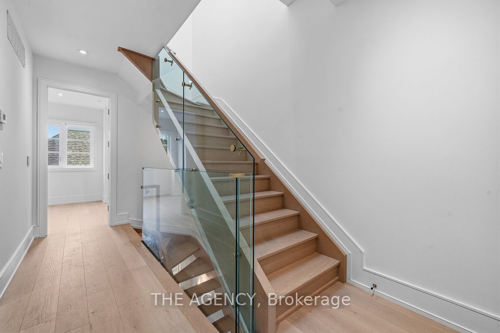 30 Hillhurst Boulevard Property Photo 10