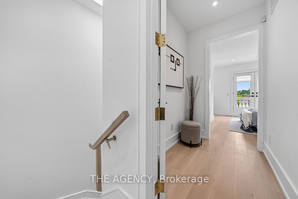 30 Hillhurst Boulevard Property Photo 12