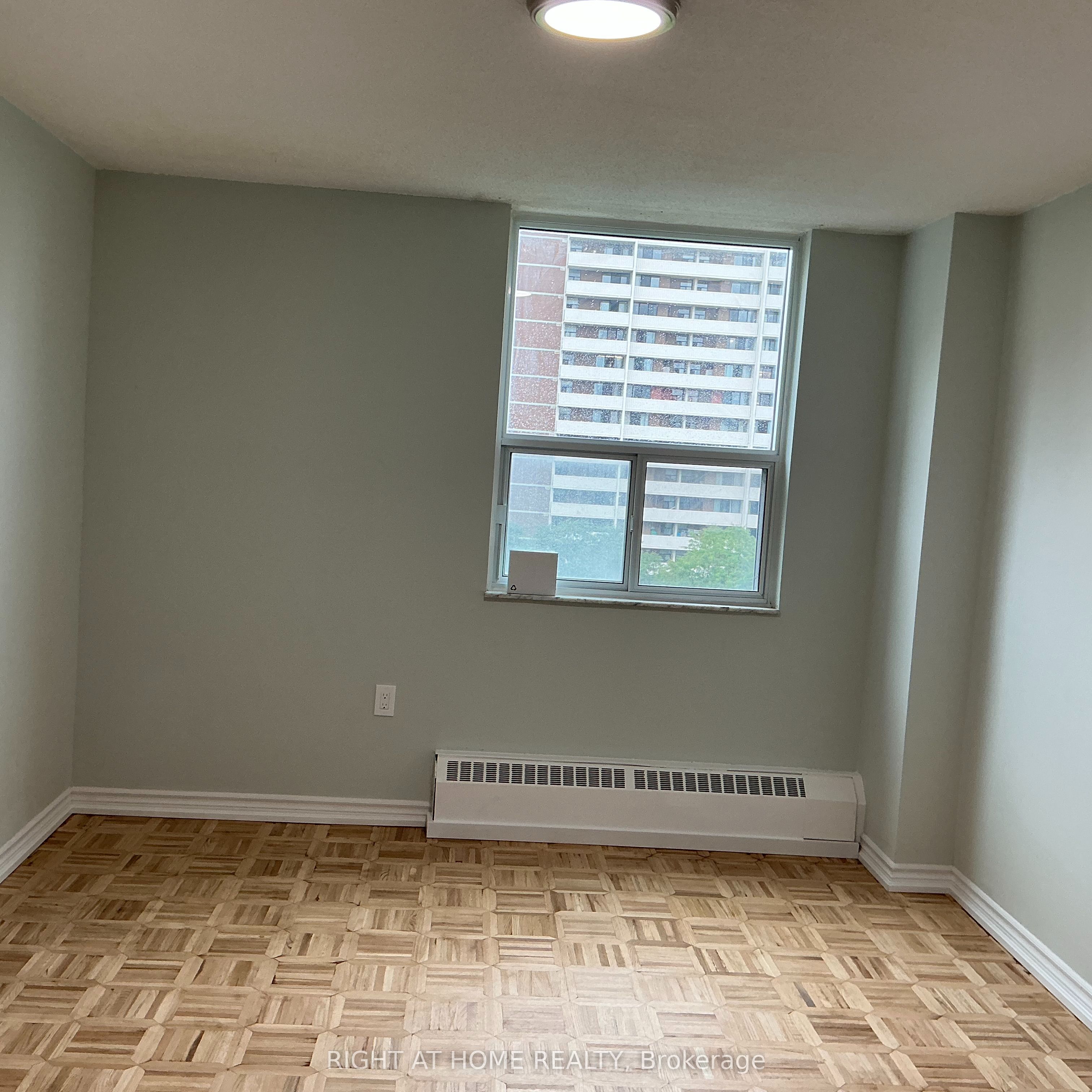 C13652430 Property Photo 14