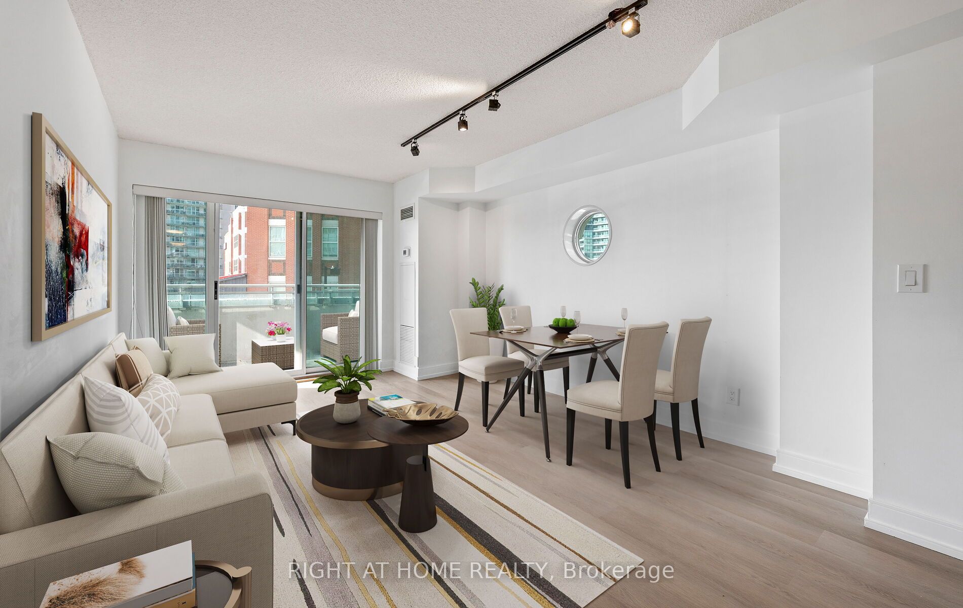 600 Queens Quay 219 Property Photo 9