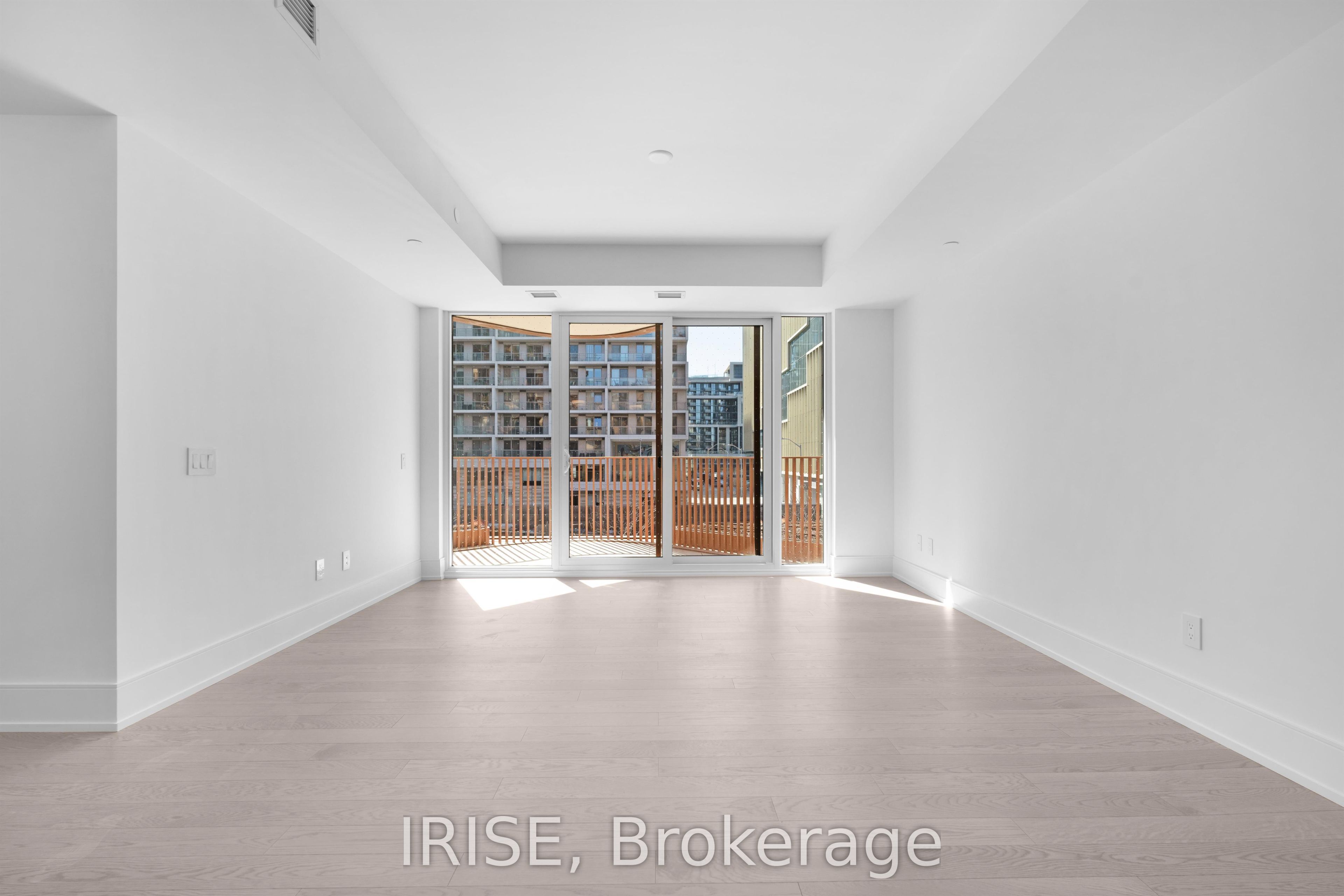 155 Merchants' Wharf 219 Property Photo 6