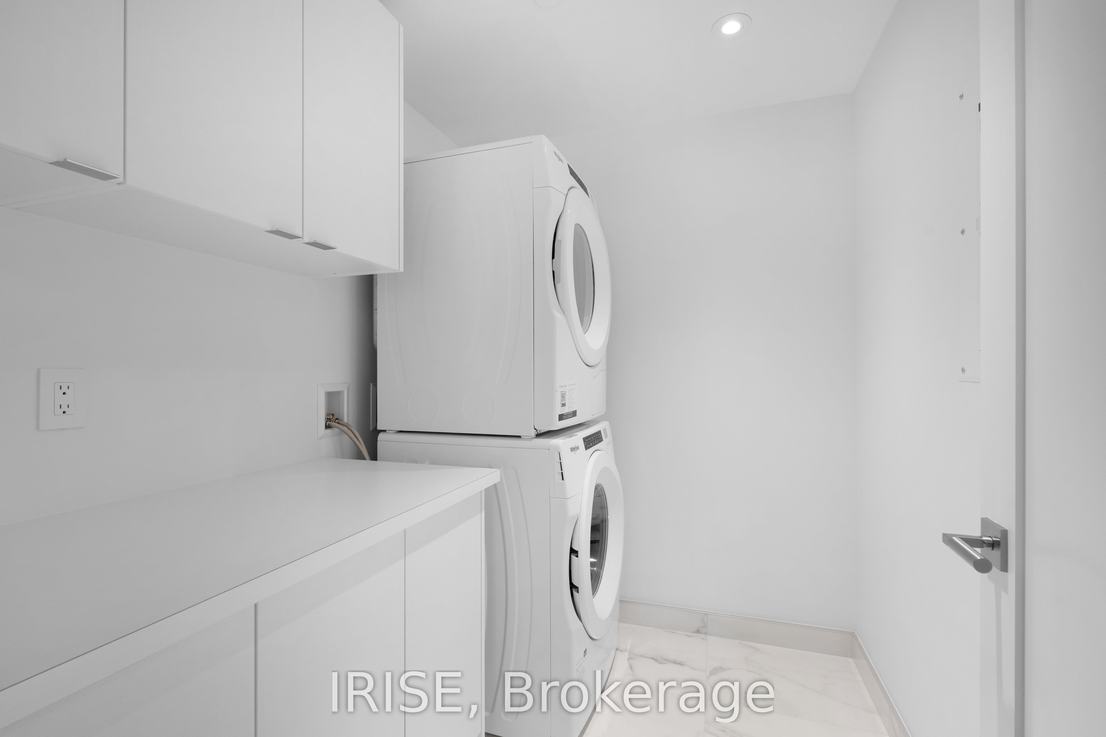 155 Merchants' Wharf 219 Property Photo 10