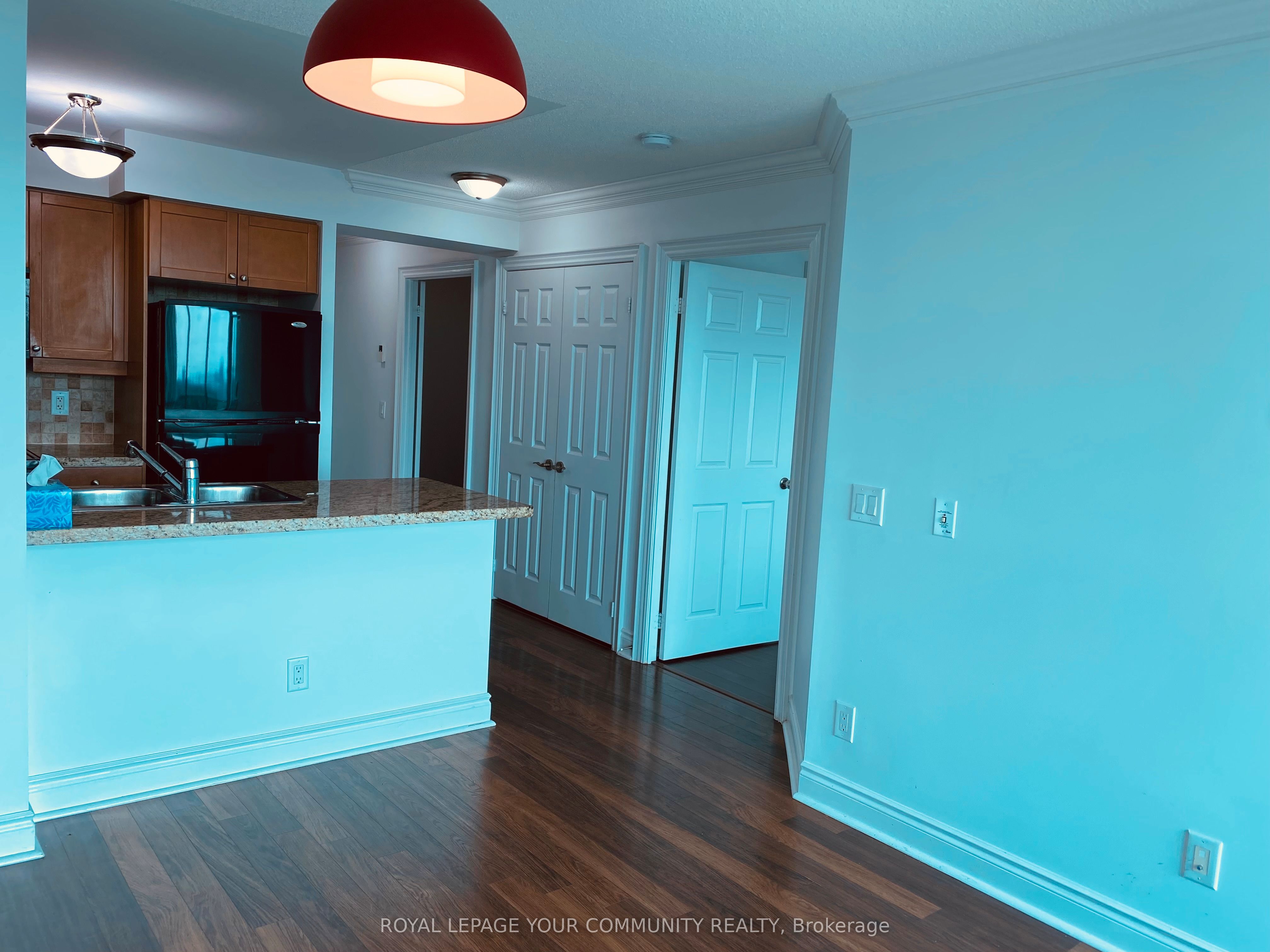 25 Greenview Avenue 1017 Property Photo 15
