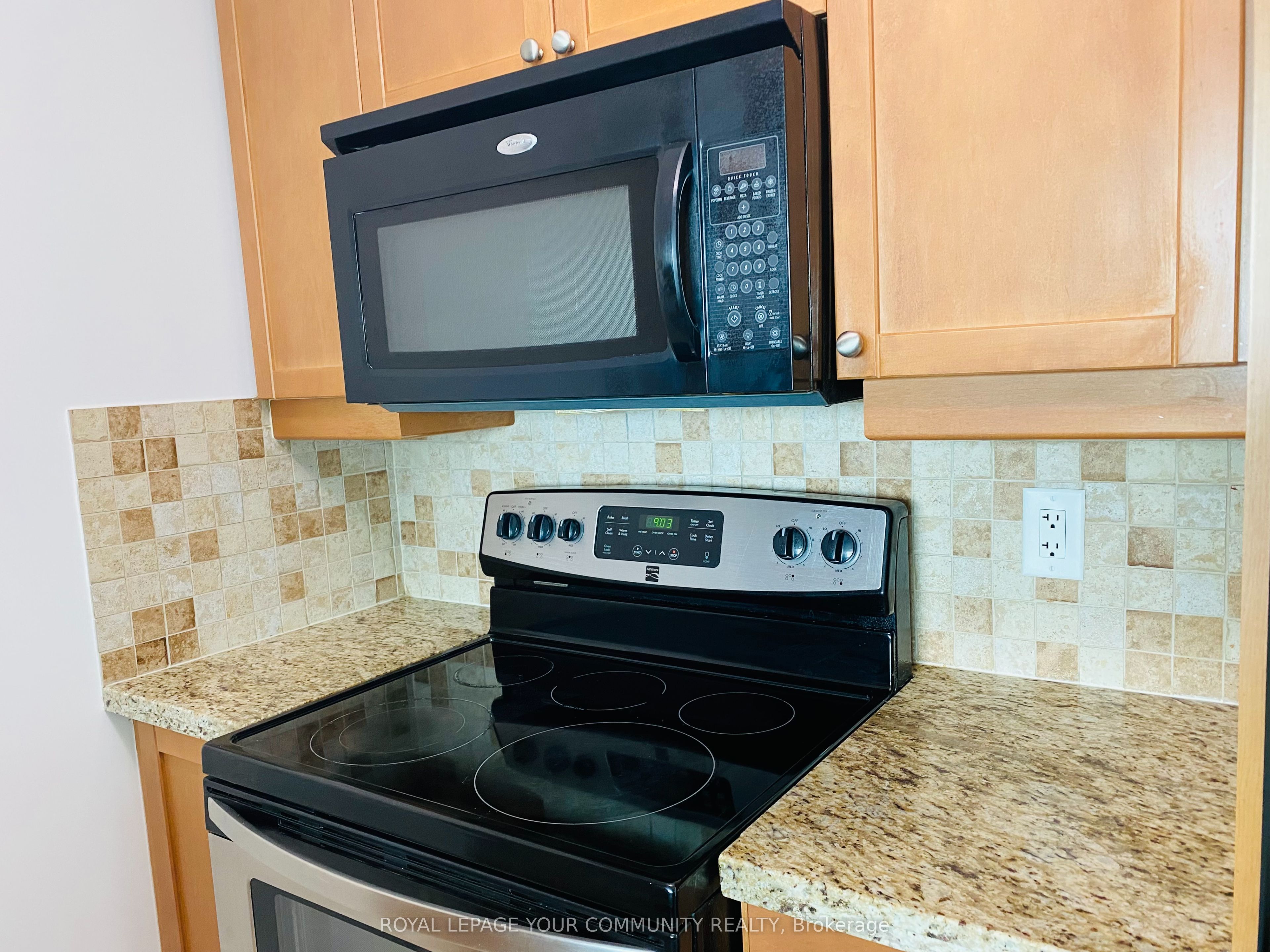 25 Greenview Avenue 1017 Property Photo 18