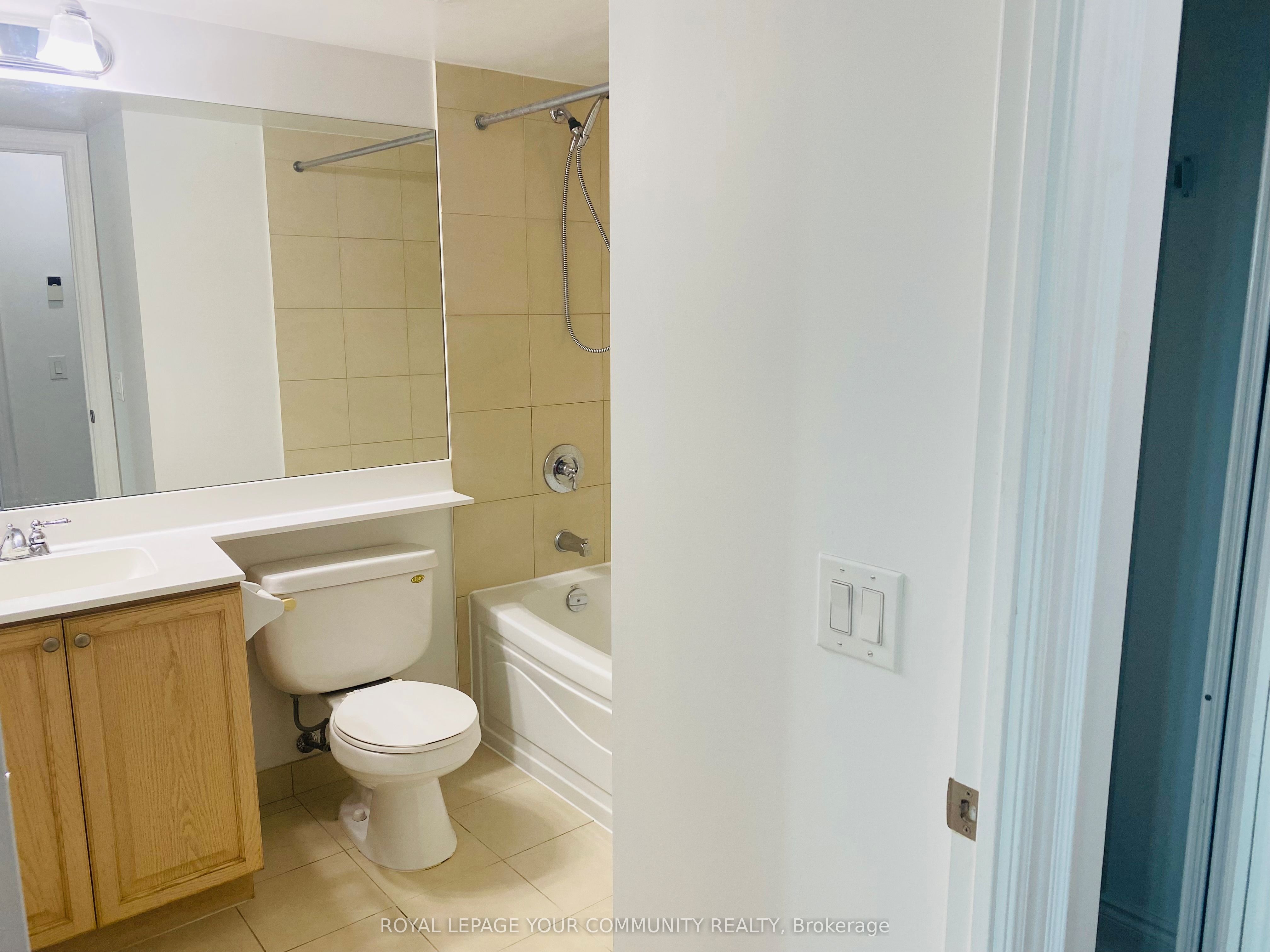 25 Greenview Avenue 1017 Property Photo 25