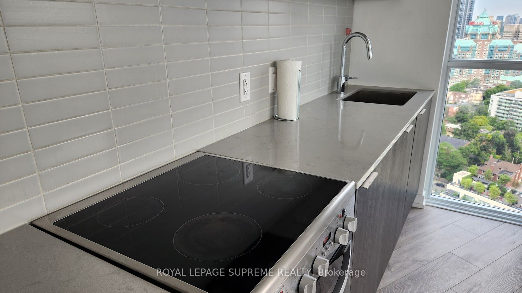 159 Wellesley Street E 2603 Property Photo 8