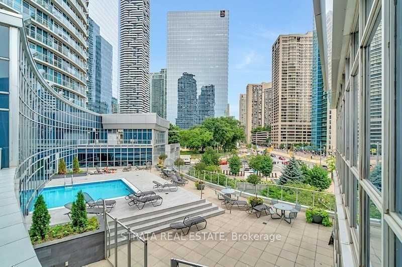 208 Queens Quay W 1505 Property Photo 13