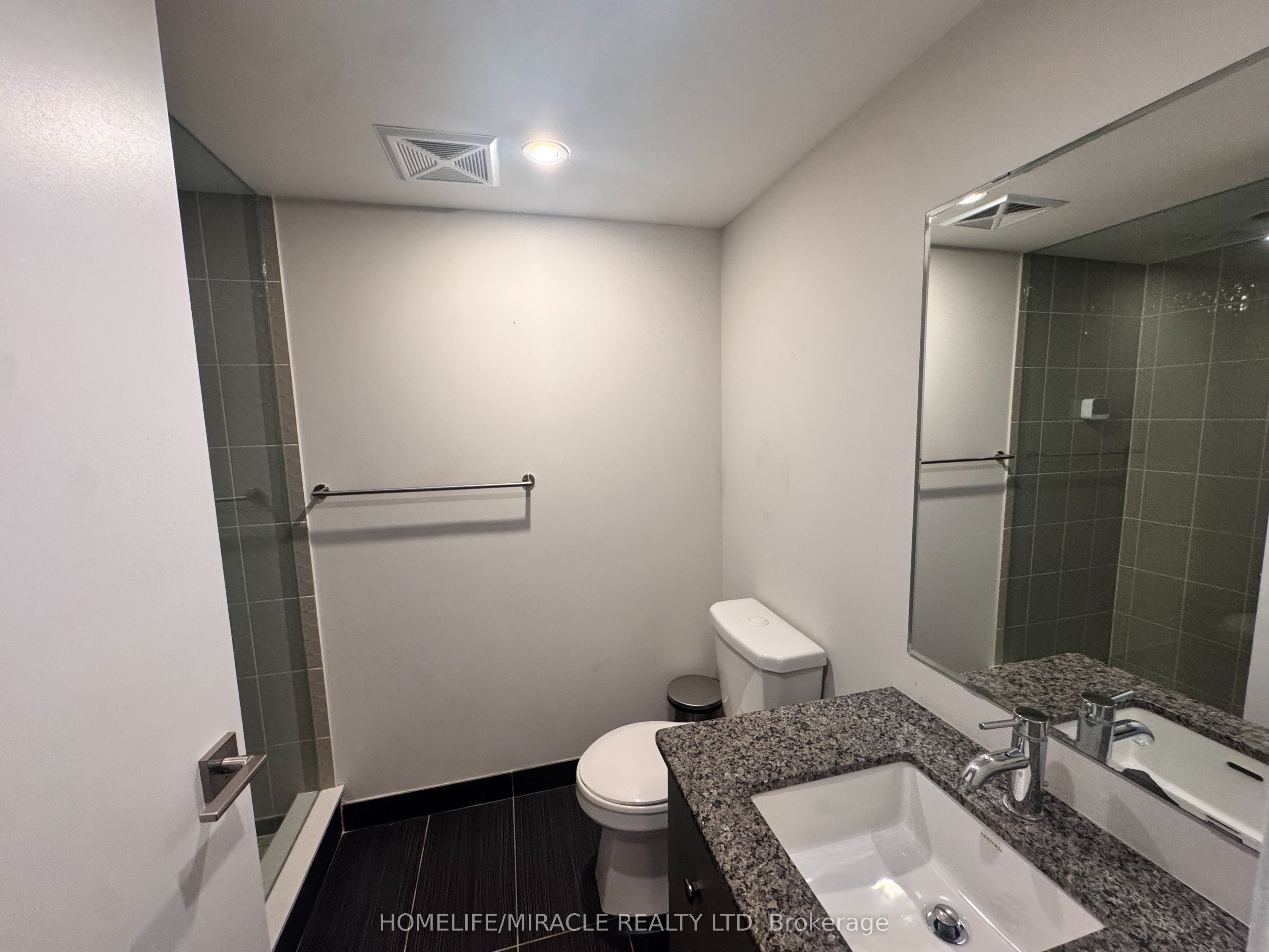 555 Wilson Avenue 103 Property Photo 20