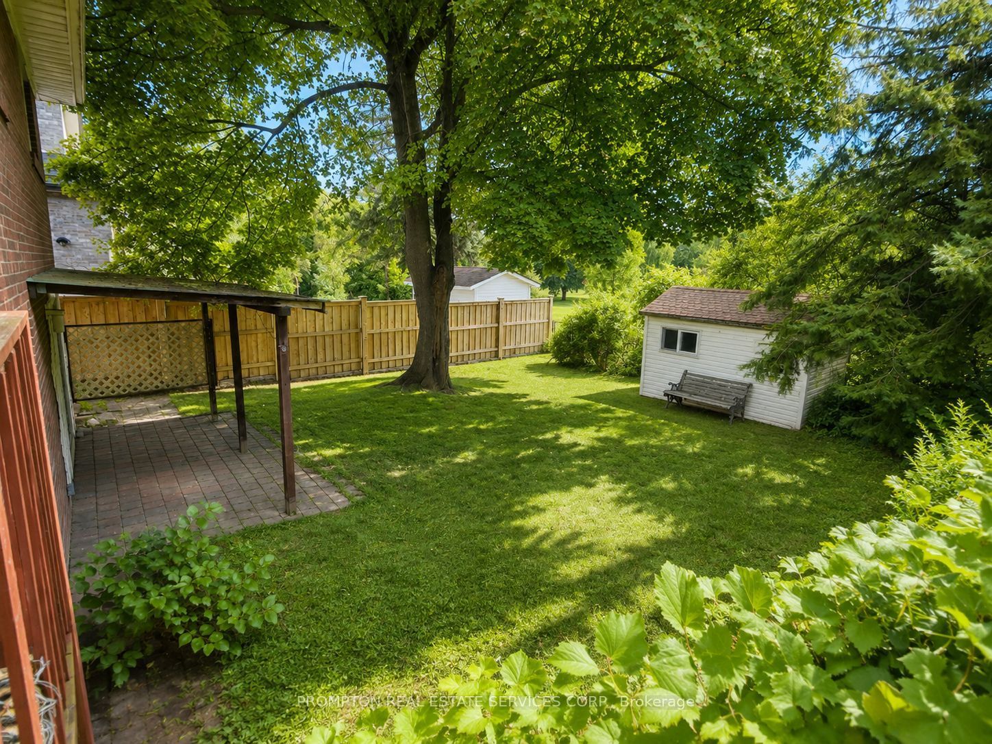 25 Lehar Crescent Property Photo 3