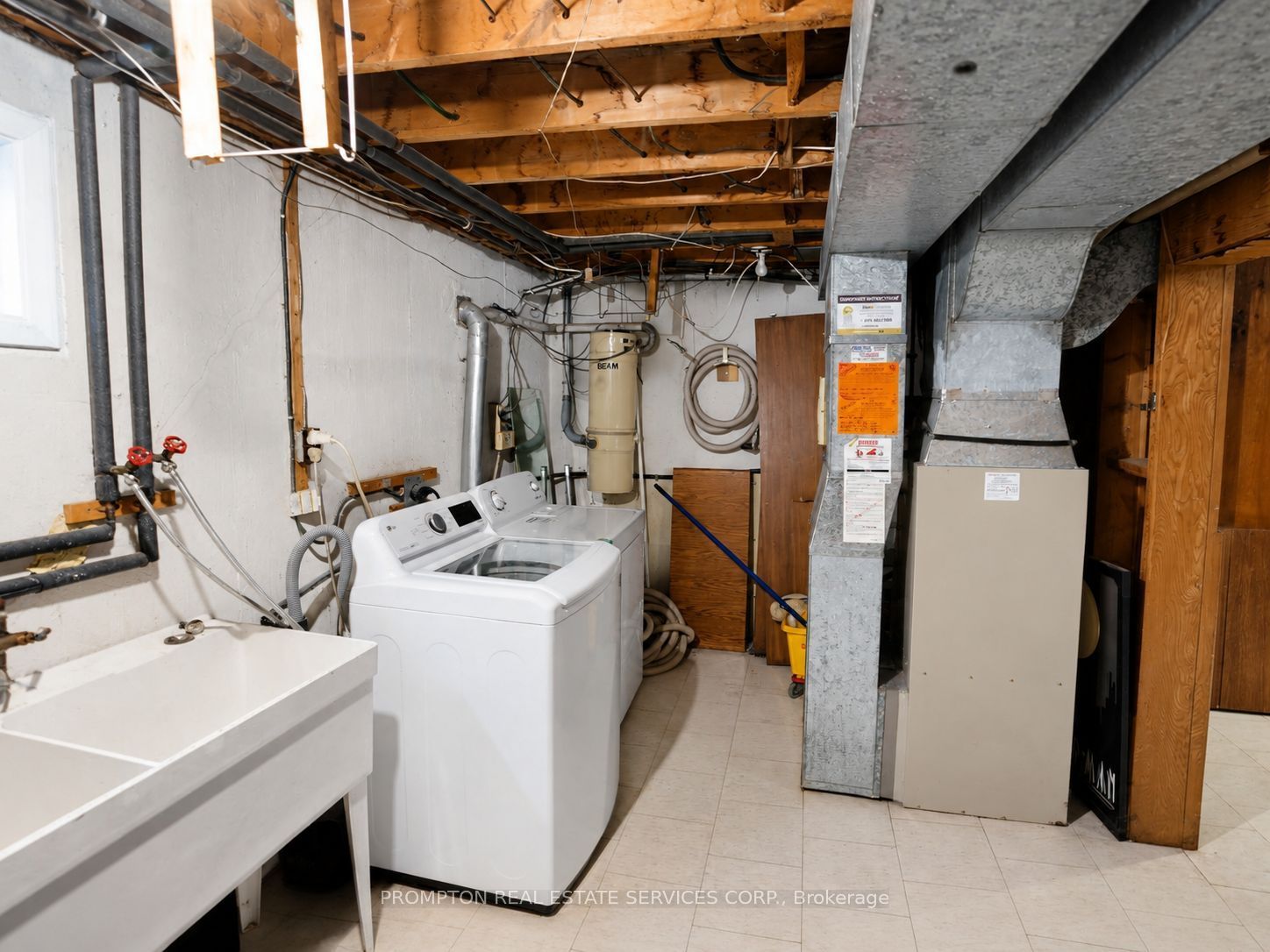 25 Lehar Crescent Property Photo 17
