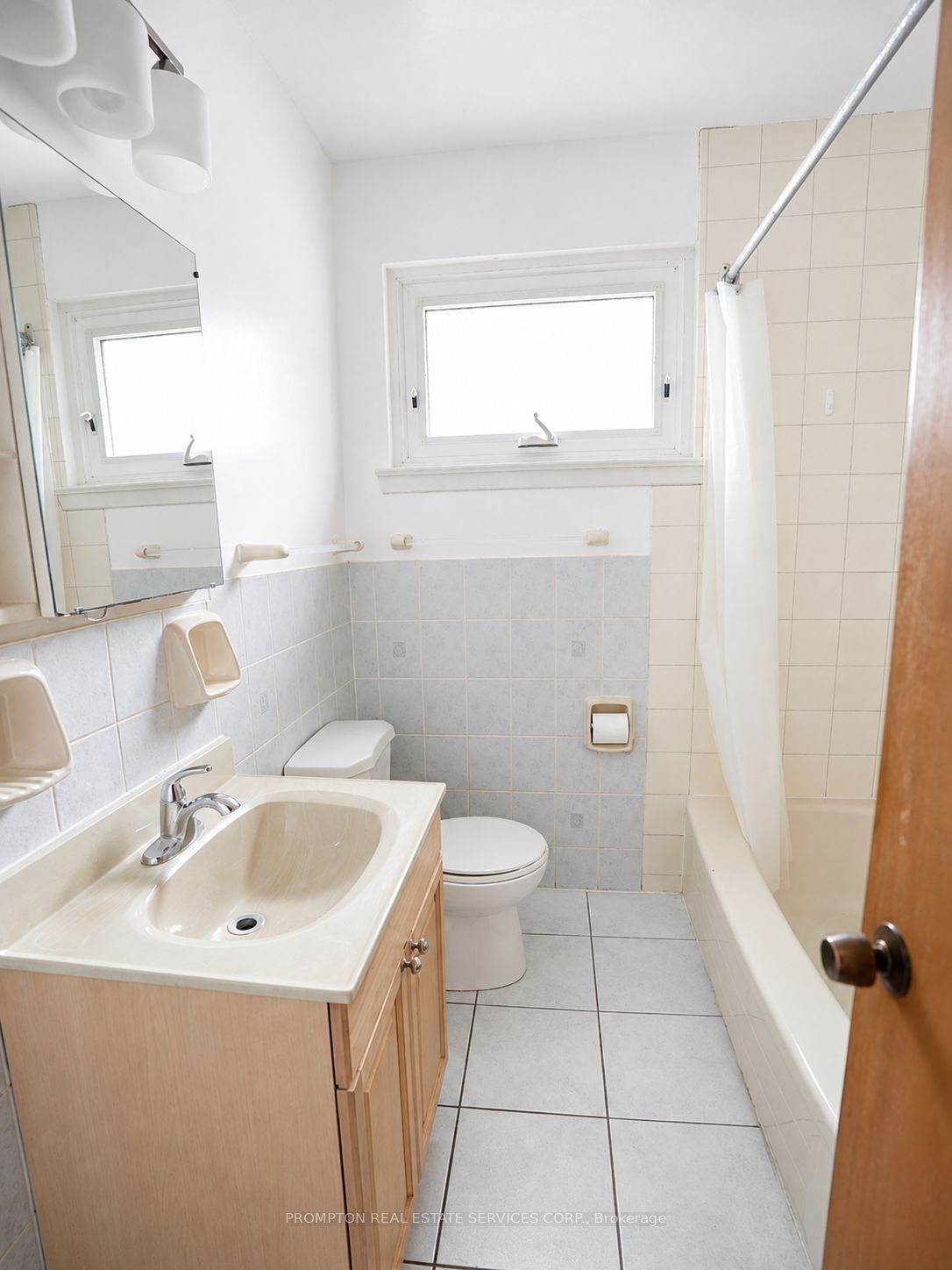 25 Lehar Crescent Property Photo 23